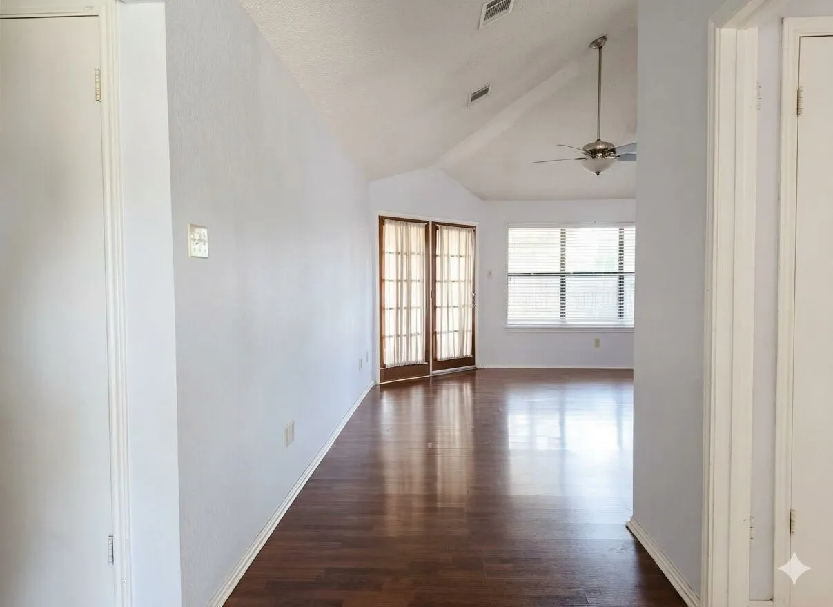 Single Family Residence For Sale in Dallas County , 2401 Cortland Circle, Rowlett, Texas 75088, 4 Bedroom, 2 Bathroom, 2 Garage spaces, 1,584 Sqft, built in 1987, mls#21377748, Real Estate Agent in Rowlett, Homes For Sale in Dallas county, Homes For Sale in Rowlett, Realtor in Rowlett Texas, Real Estate Brokerage Independent Realty Texas, Luminita Cordes Realtor