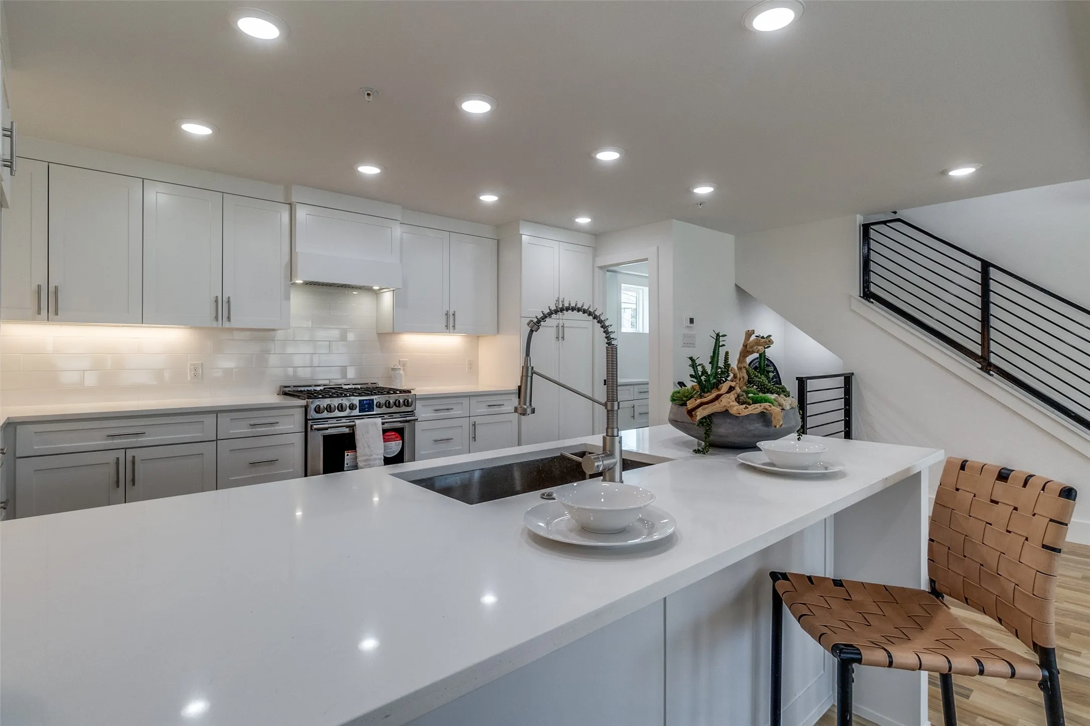 Condominium For Rent in Dallas County , 4701 San Jacinto Street 101, Dallas, Texas 75204, 2 Bedroom, 4 Bathroom, 2 Garage spaces, 1,961 Sqft, built in 2024, mls#21377857, Real Estate Agent in Dallas, Homes For Rent in Dallas county, Homes For Rent in Dallas, Realtor in Dallas Texas, Real Estate Brokerage Independent Realty Texas, Luminita Cordes Realtor