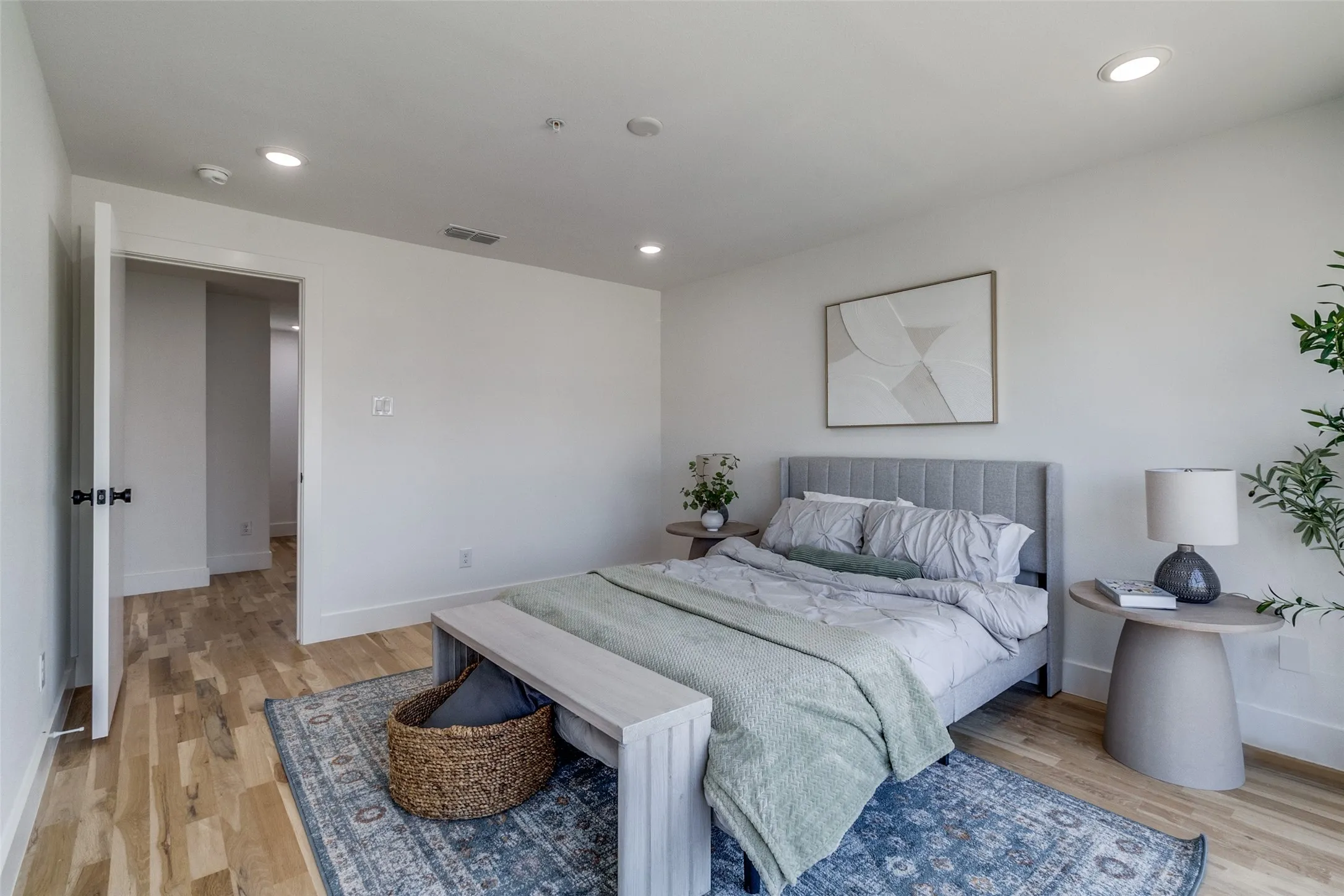 Condominium For Rent in Dallas County , 4701 San Jacinto Street 101, Dallas, Texas 75204, 2 Bedroom, 4 Bathroom, 2 Garage spaces, 1,961 Sqft, built in 2024, mls#21377857, Real Estate Agent in Dallas, Homes For Rent in Dallas county, Homes For Rent in Dallas, Realtor in Dallas Texas, Real Estate Brokerage Independent Realty Texas, Luminita Cordes Realtor