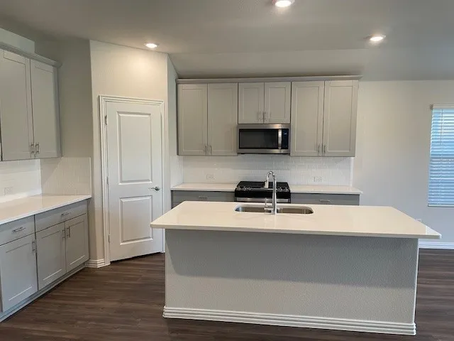 Single Family Residence For Rent in Denton County , 3116 Kingsgarden Road, Denton, Texas 76207, 4 Bedroom, 3 Bathroom, 2 Garage spaces, 2,057 Sqft, built in 2023, mls#21377867, Real Estate Agent in Denton, Homes For Rent in Denton county, Homes For Rent in Denton, Realtor in Denton Texas, Real Estate Brokerage Independent Realty Texas, Luminita Cordes Realtor