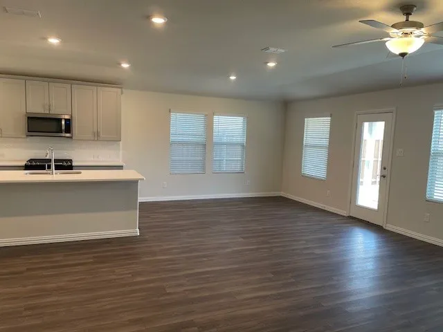 Single Family Residence For Rent in Denton County , 3116 Kingsgarden Road, Denton, Texas 76207, 4 Bedroom, 3 Bathroom, 2 Garage spaces, 2,057 Sqft, built in 2023, mls#21377867, Real Estate Agent in Denton, Homes For Rent in Denton county, Homes For Rent in Denton, Realtor in Denton Texas, Real Estate Brokerage Independent Realty Texas, Luminita Cordes Realtor