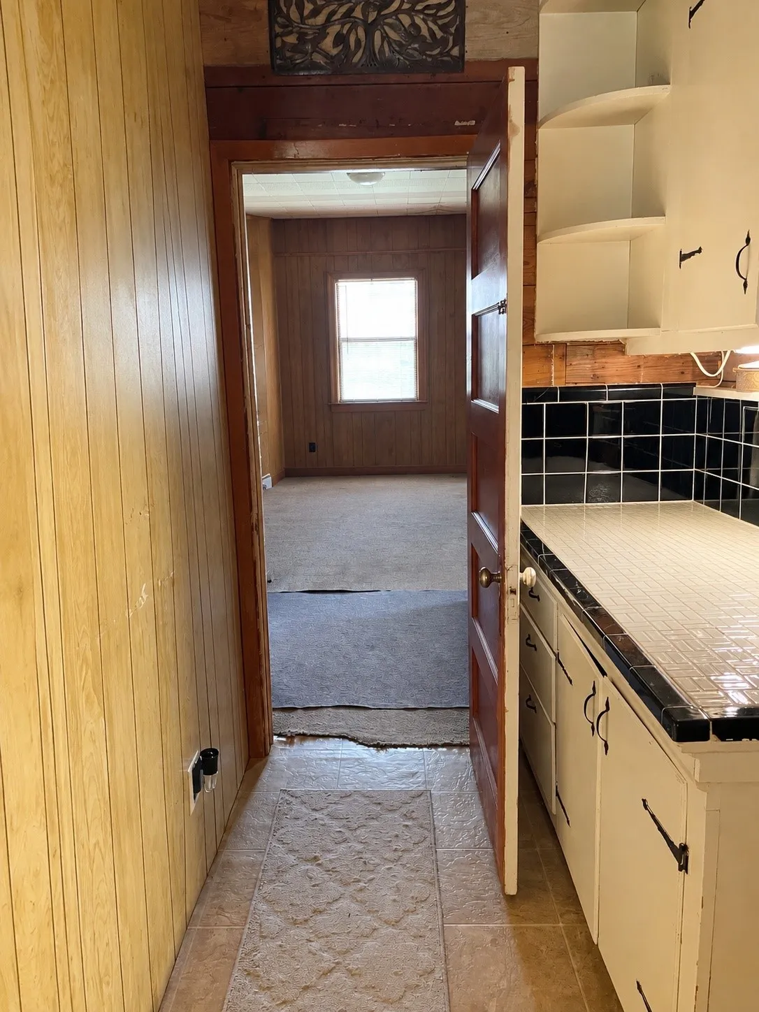 Single Family Residence For Sale in Parker County , 8475 Peden Road, Reno, Texas 76020, 3 Bedroom, 2 Bathroom, Garage spaces, 2,800 Sqft, built in 1920, mls#21376738, Real Estate Agent in Reno, Homes For Sale in Parker county, Homes For Sale in Reno, Realtor in Reno Texas, Real Estate Brokerage Independent Realty Texas, Luminita Cordes Realtor
