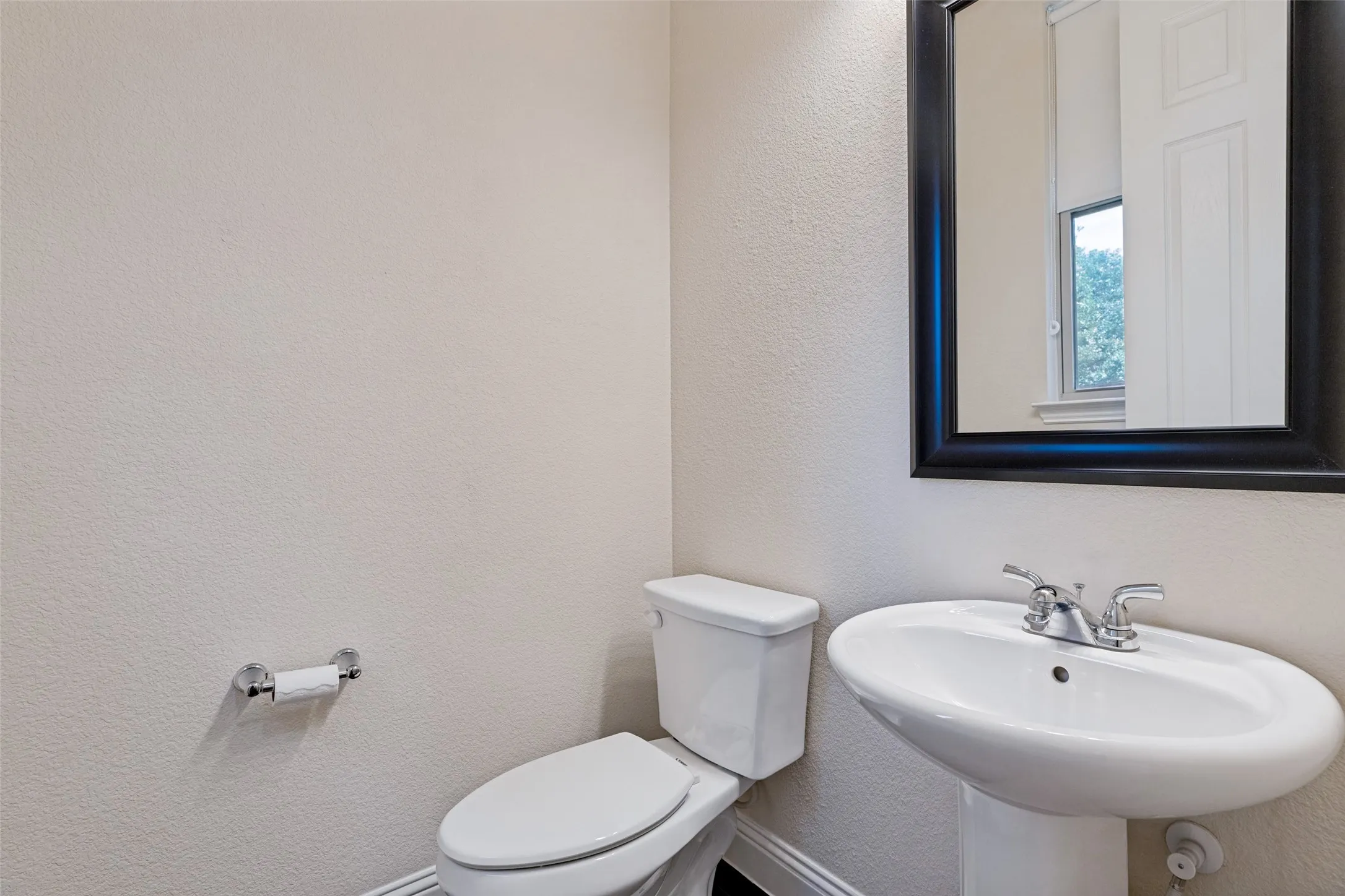 Single Family Residence For Rent in Collin County , 3712 Cobblecreek Drive, Mc Kinney, Texas 75070, 4 Bedroom, 4 Bathroom, 2 Garage spaces, 2,649 Sqft, built in 2016, mls#21377002, Real Estate Agent in Mc Kinney, Homes For Rent in Collin county, Homes For Rent in Mc Kinney, Realtor in Mc Kinney Texas, Real Estate Brokerage Independent Realty Texas, Luminita Cordes Realtor