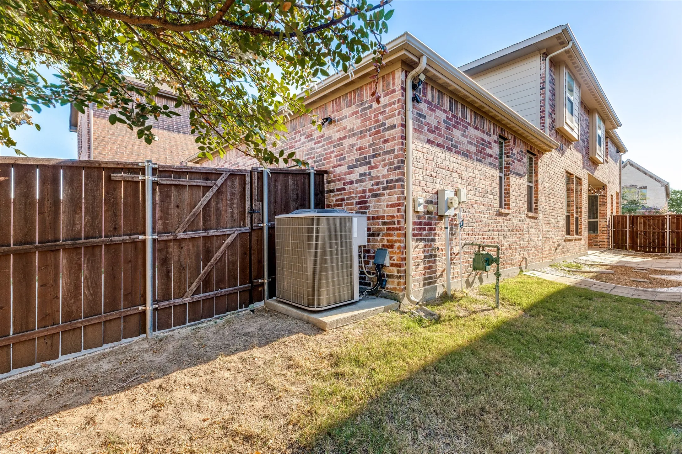 Single Family Residence For Rent in Collin County , 3712 Cobblecreek Drive, Mc Kinney, Texas 75070, 4 Bedroom, 4 Bathroom, 2 Garage spaces, 2,649 Sqft, built in 2016, mls#21377002, Real Estate Agent in Mc Kinney, Homes For Rent in Collin county, Homes For Rent in Mc Kinney, Realtor in Mc Kinney Texas, Real Estate Brokerage Independent Realty Texas, Luminita Cordes Realtor