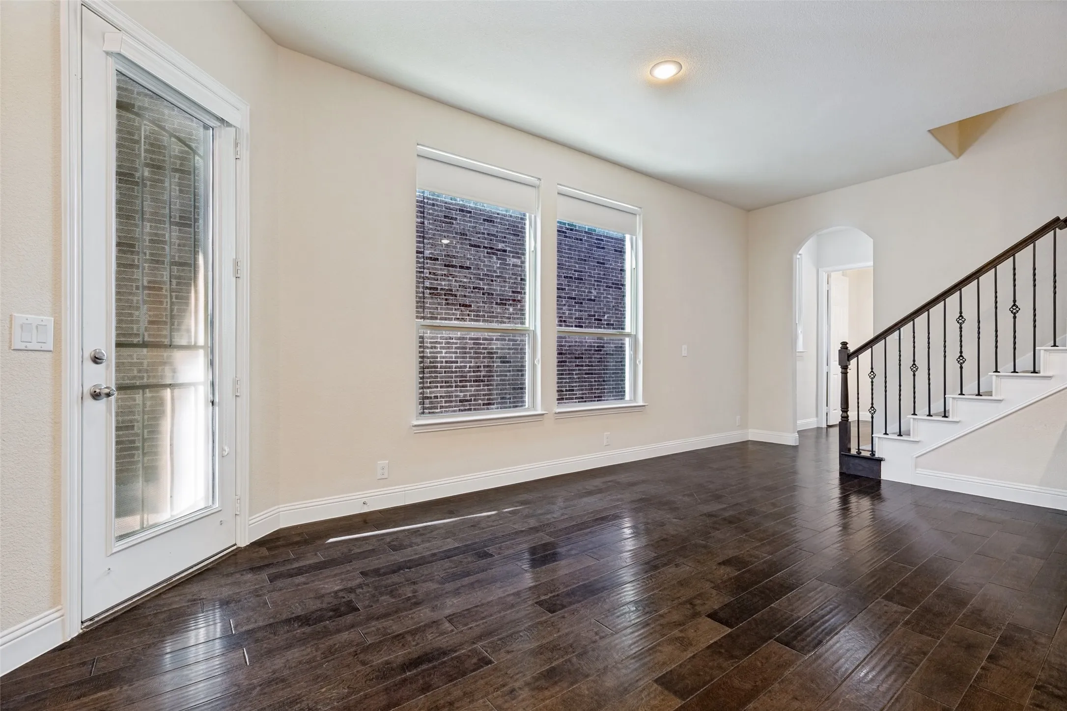 Single Family Residence For Rent in Collin County , 3712 Cobblecreek Drive, Mc Kinney, Texas 75070, 4 Bedroom, 4 Bathroom, 2 Garage spaces, 2,649 Sqft, built in 2016, mls#21377002, Real Estate Agent in Mc Kinney, Homes For Rent in Collin county, Homes For Rent in Mc Kinney, Realtor in Mc Kinney Texas, Real Estate Brokerage Independent Realty Texas, Luminita Cordes Realtor