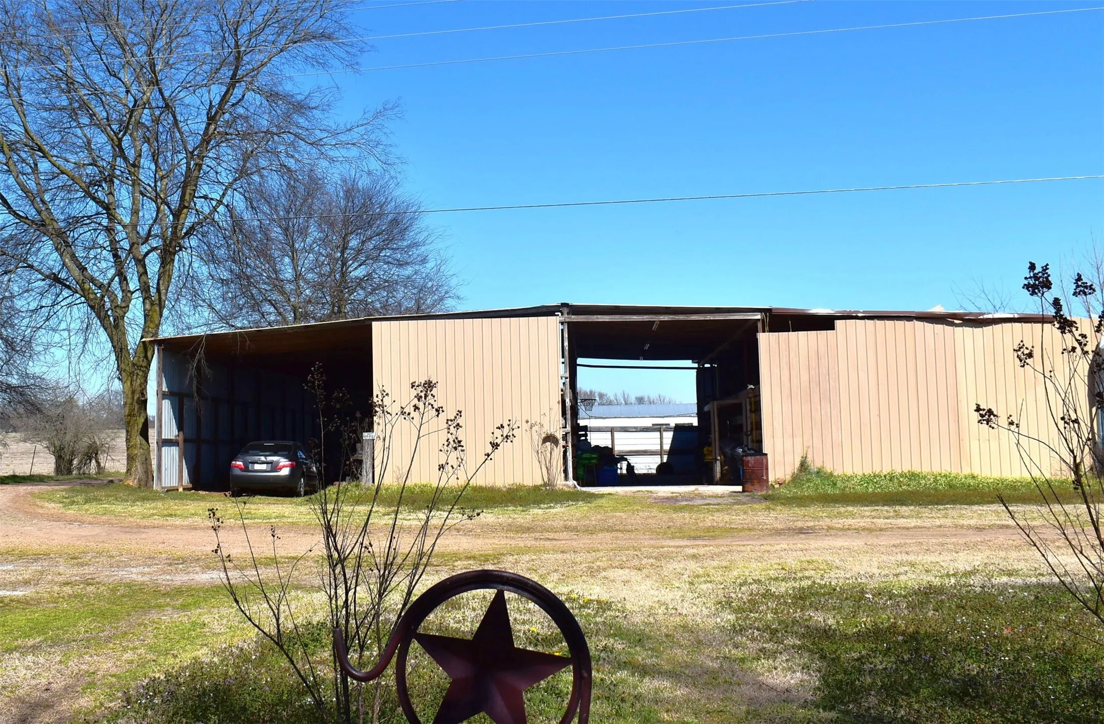 Manufactured Home For Sale in Hopkins County , 195 County Road 2468, Winnsboro, Texas 75494, 3 Bedroom, 2 Bathroom, Garage spaces, 840 Sqft, built in 2000, mls#21377579, Real Estate Agent in Winnsboro, Homes For Sale in Hopkins county, Homes For Sale in Winnsboro, Realtor in Winnsboro Texas, Real Estate Brokerage Independent Realty Texas, Luminita Cordes Realtor