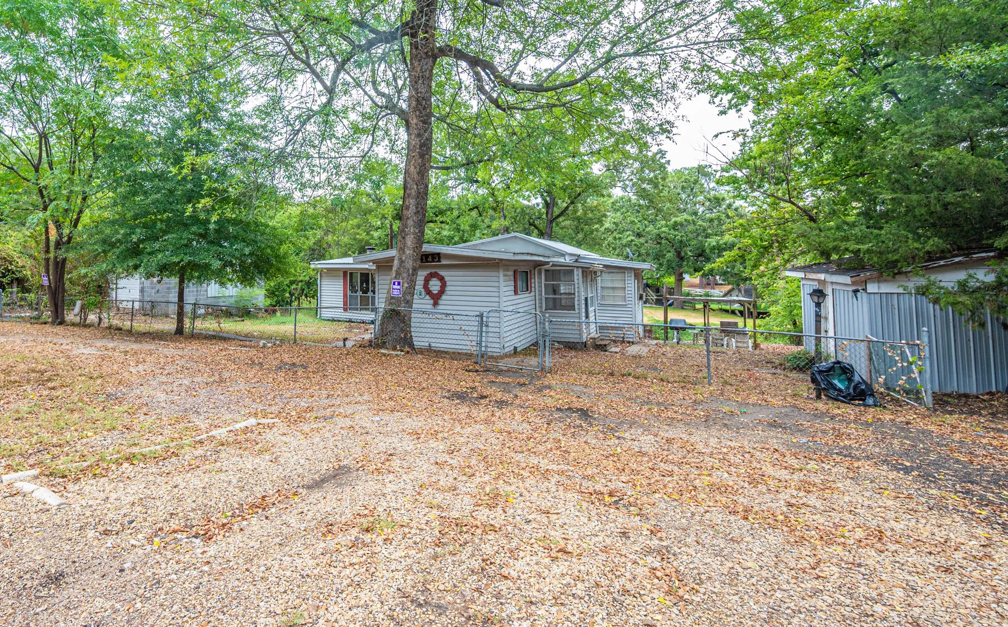 Single Family Residence For Sale in Henderson County , 143 Vistaridge Drive, Mabank, Texas 75156, 3 Bedroom, 2 Bathroom, 2 Garage spaces, 1,104 Sqft, built in 0, mls#21376477, Real Estate Agent in Mabank, Homes For Sale in Henderson county, Homes For Sale in Mabank, Realtor in Mabank Texas, Real Estate Brokerage Independent Realty Texas, Luminita Cordes Realtor