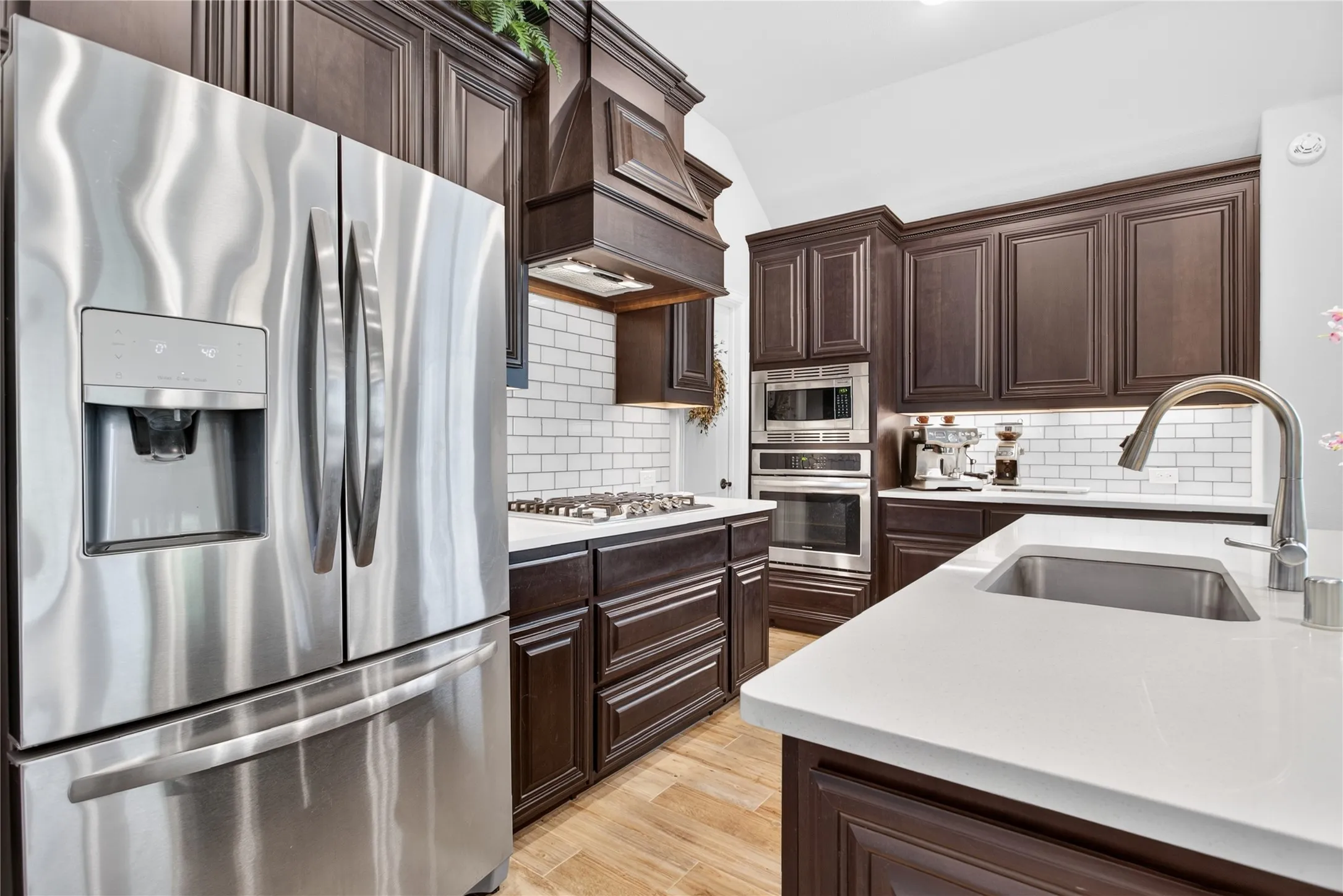 Single Family Residence For Sale in Denton County , 628 Lake Cove Drive, Little Elm, Texas 75068, 4 Bedroom, 2 Bathroom, 2 Garage spaces, 2,242 Sqft, built in 2019, mls#21377877, Real Estate Agent in Little Elm, Homes For Sale in Denton county, Homes For Sale in Little Elm, Realtor in Little Elm Texas, Real Estate Brokerage Independent Realty Texas, Luminita Cordes Realtor