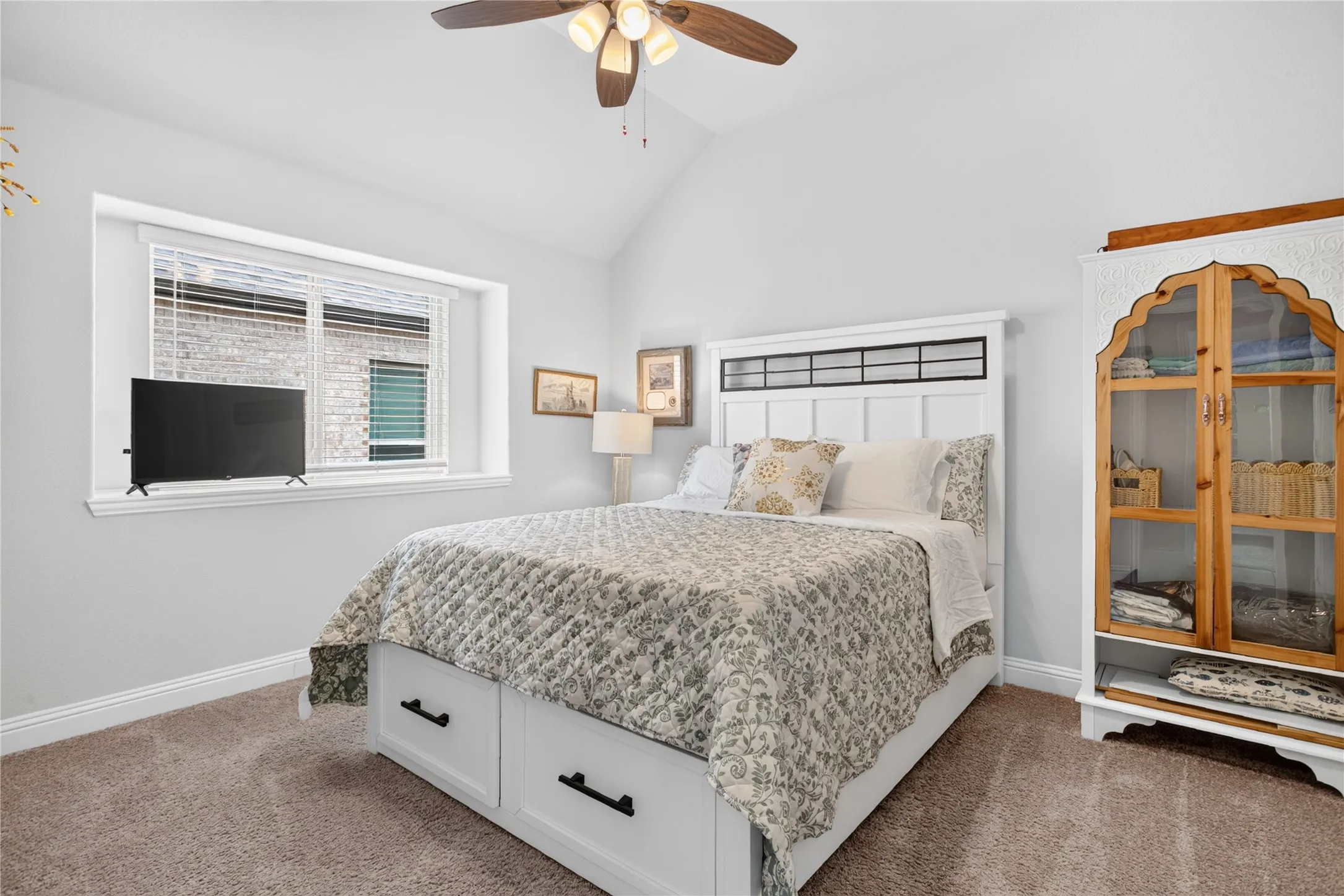 Single Family Residence For Sale in Denton County , 628 Lake Cove Drive, Little Elm, Texas 75068, 4 Bedroom, 2 Bathroom, 2 Garage spaces, 2,242 Sqft, built in 2019, mls#21377877, Real Estate Agent in Little Elm, Homes For Sale in Denton county, Homes For Sale in Little Elm, Realtor in Little Elm Texas, Real Estate Brokerage Independent Realty Texas, Luminita Cordes Realtor