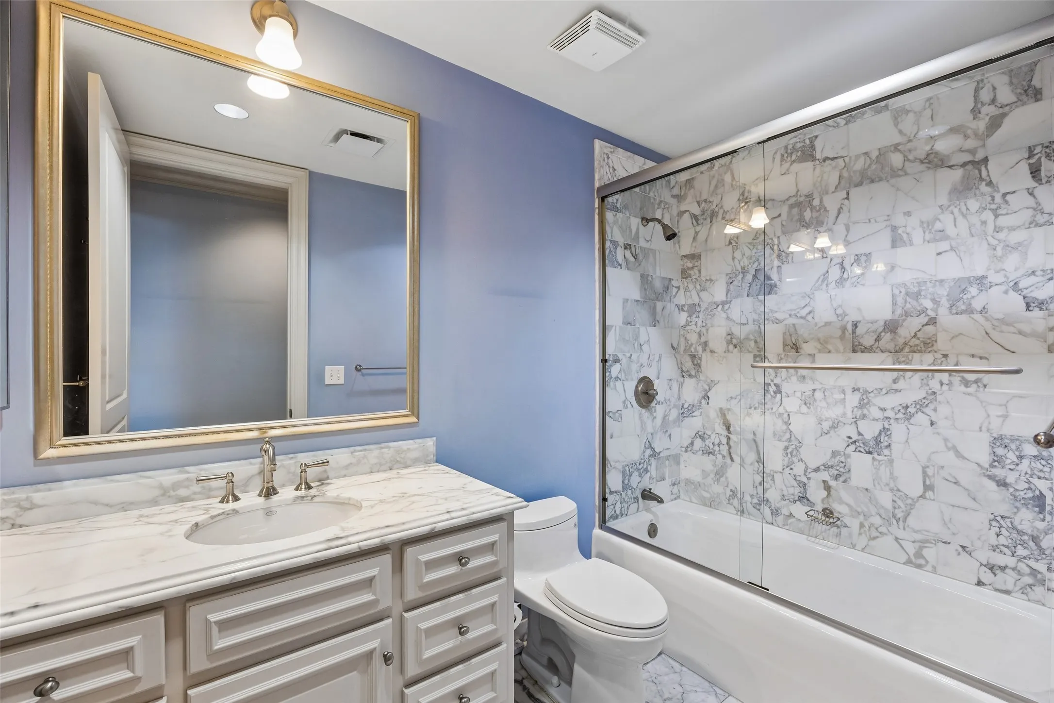 Condominium For Sale in Dallas County , 3505 Turtle Creek Boulevard 5A, Dallas, Texas 75219, 3 Bedroom, 5 Bathroom, 3 Garage spaces, 4,200 Sqft, built in 2000, mls#21377448, Real Estate Agent in Dallas, Homes For Sale in Dallas county, Homes For Sale in Dallas, Realtor in Dallas Texas, Real Estate Brokerage Independent Realty Texas, Luminita Cordes Realtor