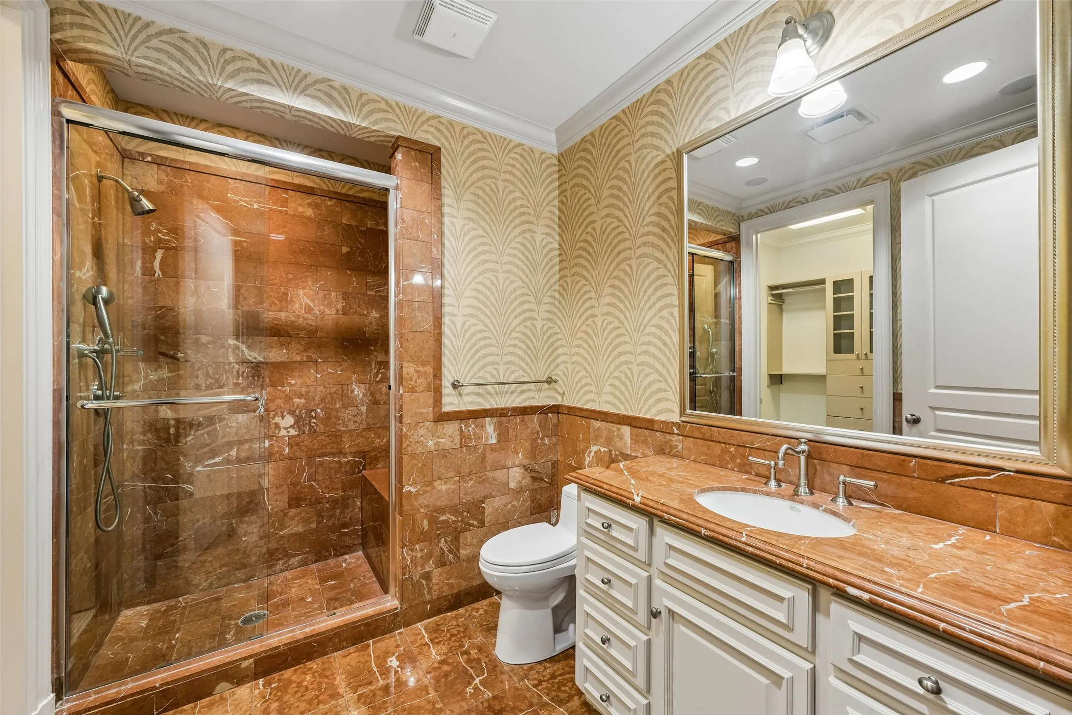 Condominium For Sale in Dallas County , 3505 Turtle Creek Boulevard 5A, Dallas, Texas 75219, 3 Bedroom, 5 Bathroom, 3 Garage spaces, 4,200 Sqft, built in 2000, mls#21377448, Real Estate Agent in Dallas, Homes For Sale in Dallas county, Homes For Sale in Dallas, Realtor in Dallas Texas, Real Estate Brokerage Independent Realty Texas, Luminita Cordes Realtor