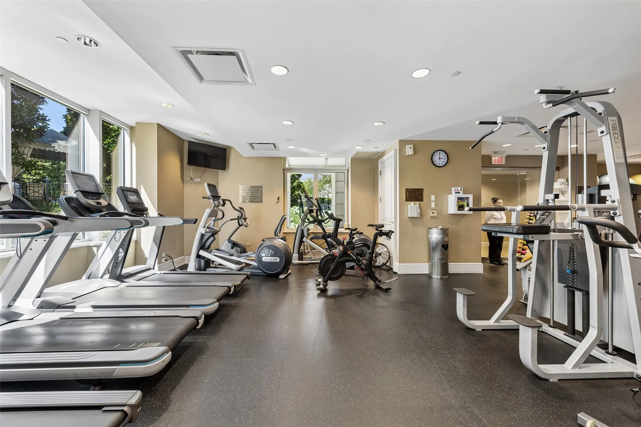 Condominium For Sale in Dallas County , 3505 Turtle Creek Boulevard 5A, Dallas, Texas 75219, 3 Bedroom, 5 Bathroom, 3 Garage spaces, 4,200 Sqft, built in 2000, mls#21377448, Real Estate Agent in Dallas, Homes For Sale in Dallas county, Homes For Sale in Dallas, Realtor in Dallas Texas, Real Estate Brokerage Independent Realty Texas, Luminita Cordes Realtor