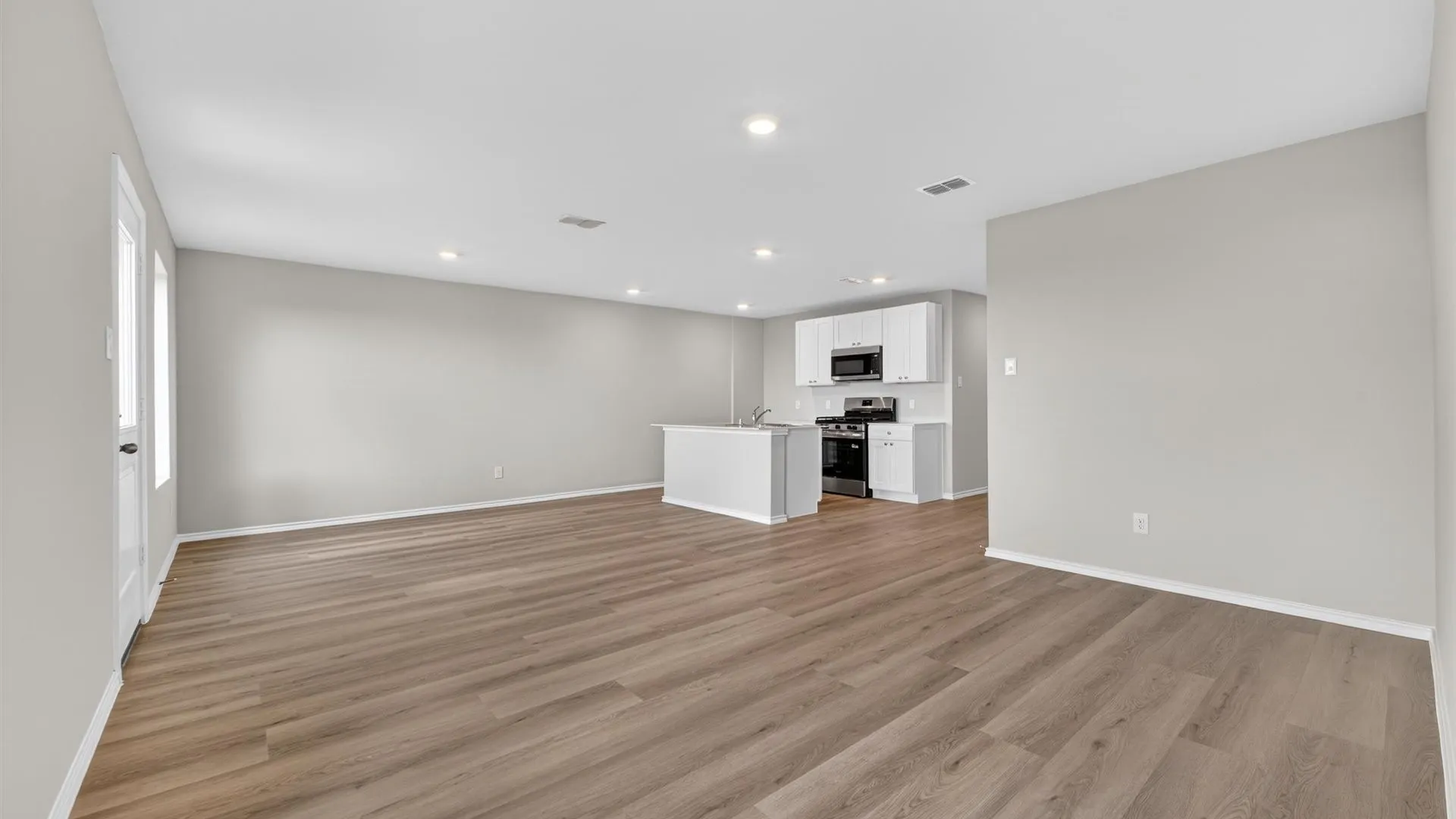 Single Family Residence For Sale in Wise County , 144 HIBISCUS Drive, Boyd, Texas 76023, 3 Bedroom, 2 Bathroom, 2 Garage spaces, 1,201 Sqft, built in 2026, mls#21375984, Real Estate Agent in Boyd, Homes For Sale in Wise county, Homes For Sale in Boyd, Realtor in Boyd Texas, Real Estate Brokerage Independent Realty Texas, Luminita Cordes Realtor