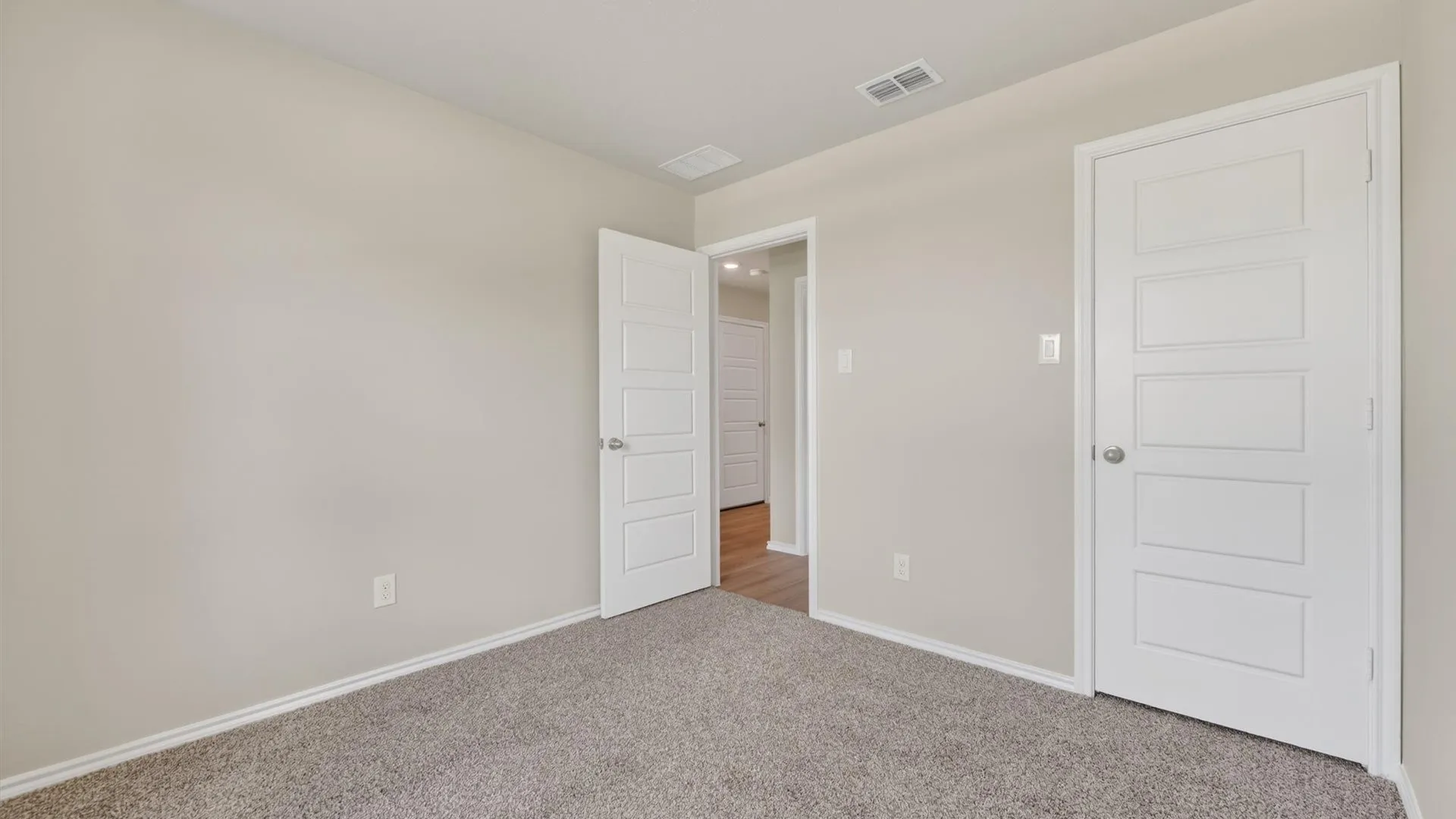 Single Family Residence For Sale in Wise County , 144 HIBISCUS Drive, Boyd, Texas 76023, 3 Bedroom, 2 Bathroom, 2 Garage spaces, 1,201 Sqft, built in 2026, mls#21375984, Real Estate Agent in Boyd, Homes For Sale in Wise county, Homes For Sale in Boyd, Realtor in Boyd Texas, Real Estate Brokerage Independent Realty Texas, Luminita Cordes Realtor
