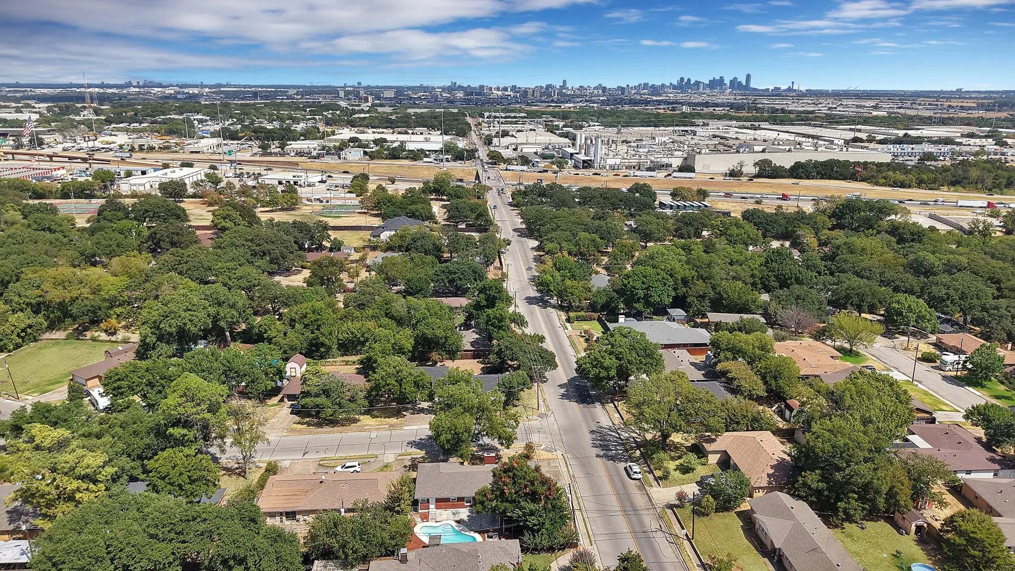 Single Family Residence For Sale in Dallas County , 1003 Brookhollow Drive, Irving, Texas 75061, 3 Bedroom, 2 Bathroom, 2 Garage spaces, 1,730 Sqft, built in 1957, mls#21377784, Real Estate Agent in Irving, Homes For Sale in Dallas county, Homes For Sale in Irving, Realtor in Irving Texas, Real Estate Brokerage Independent Realty Texas, Luminita Cordes Realtor