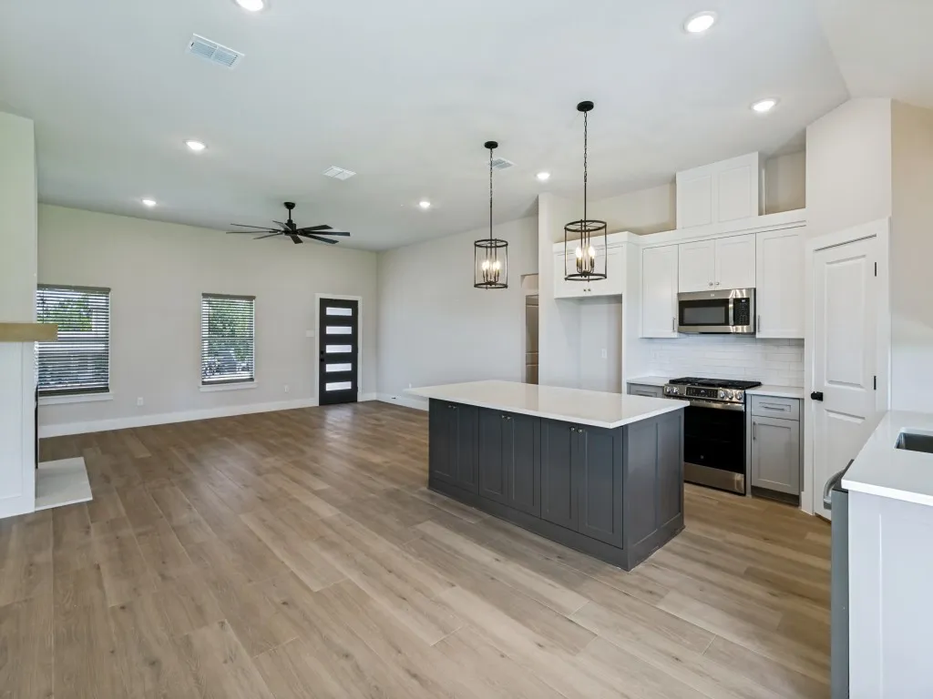 Natural Light Throughout