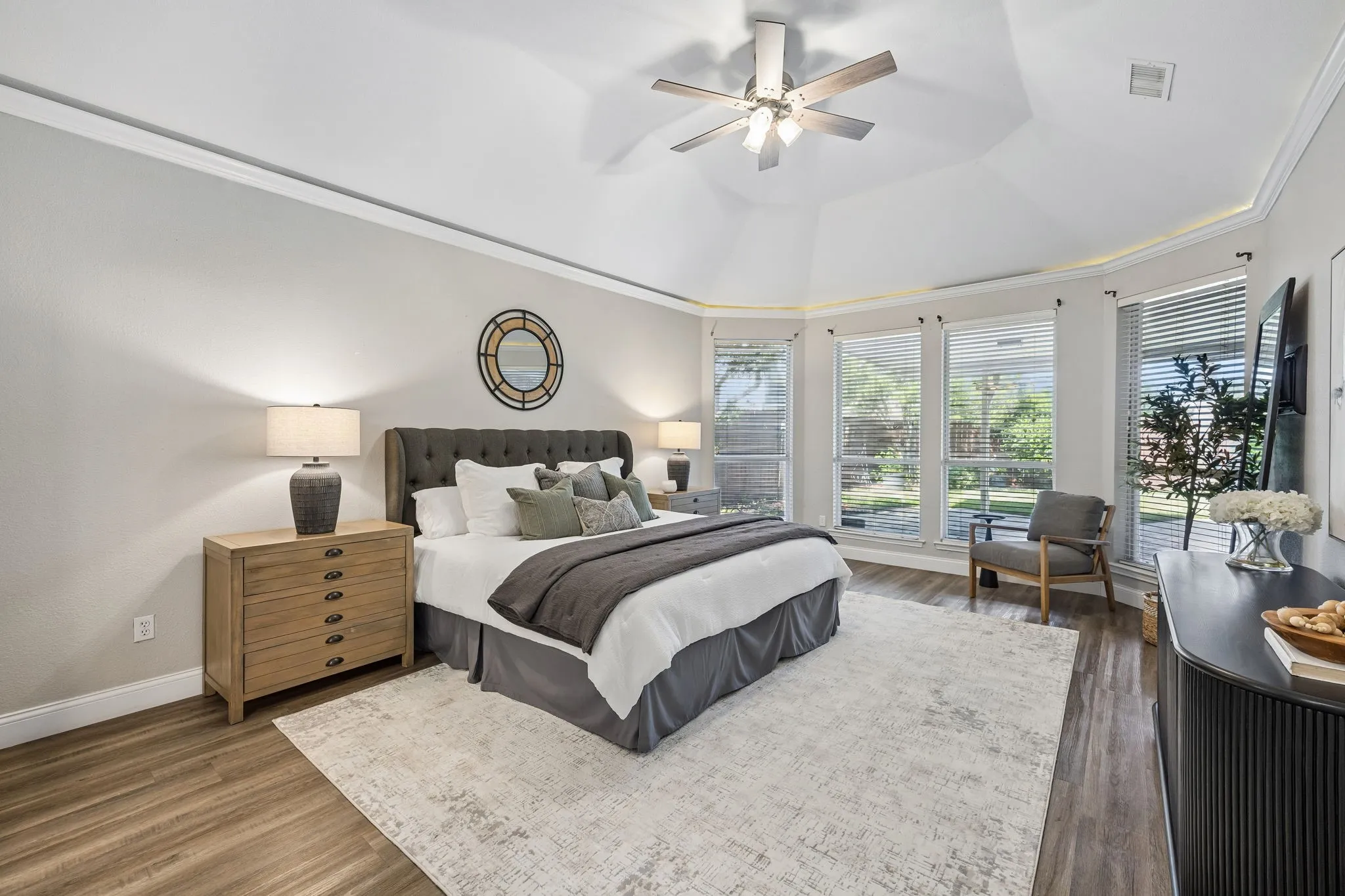 Single Family Residence For Rent in Denton County , 804 Summit Pointe, Lewisville, Texas 75077, 3 Bedroom, 3 Bathroom, 2 Garage spaces, 2,445 Sqft, built in 1994, mls#21377879, Real Estate Agent in Lewisville, Homes For Rent in Denton county, Homes For Rent in Lewisville, Realtor in Lewisville Texas, Real Estate Brokerage Independent Realty Texas, Luminita Cordes Realtor