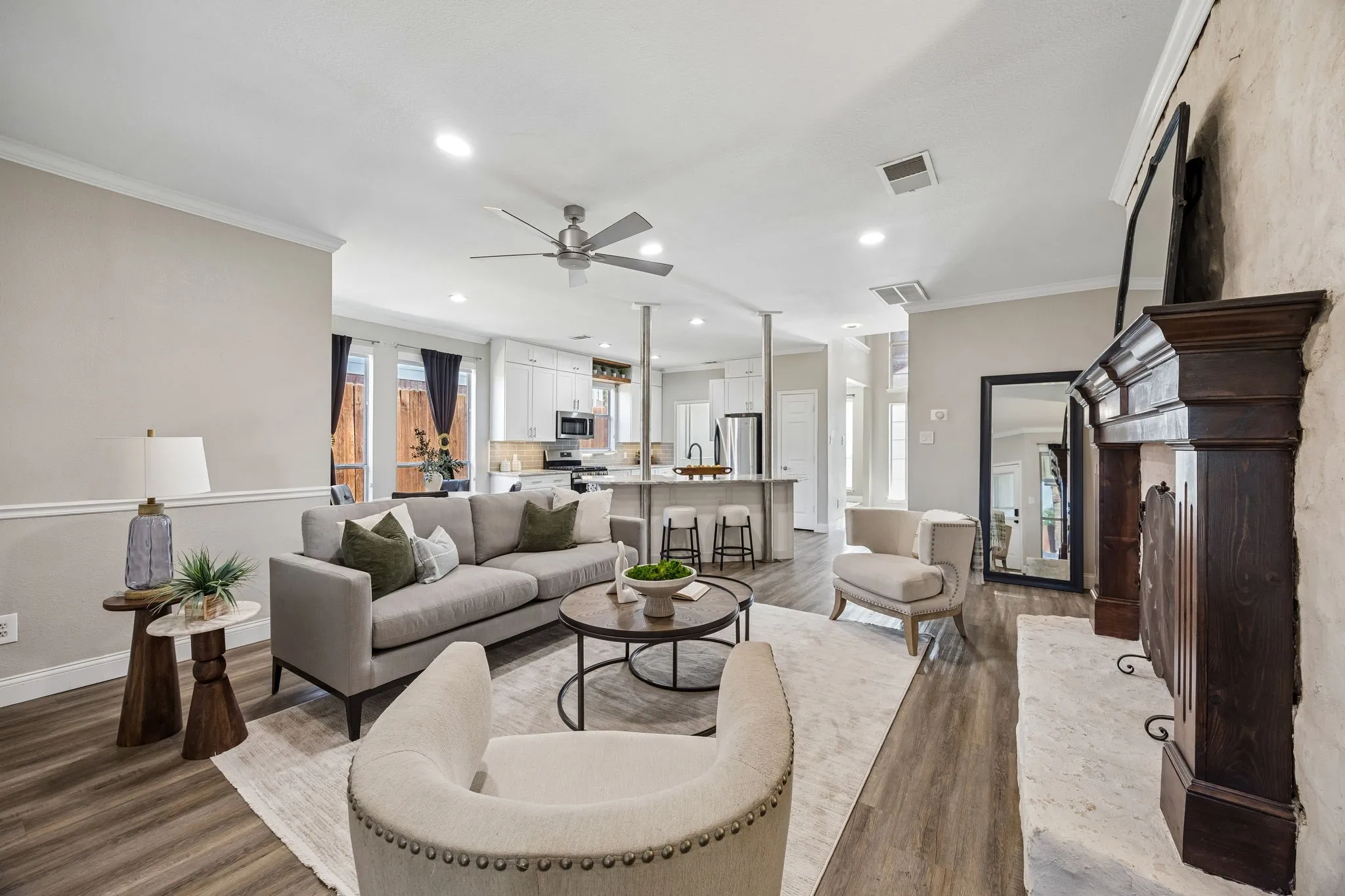 Single Family Residence For Rent in Denton County , 804 Summit Pointe, Lewisville, Texas 75077, 3 Bedroom, 3 Bathroom, 2 Garage spaces, 2,445 Sqft, built in 1994, mls#21377879, Real Estate Agent in Lewisville, Homes For Rent in Denton county, Homes For Rent in Lewisville, Realtor in Lewisville Texas, Real Estate Brokerage Independent Realty Texas, Luminita Cordes Realtor