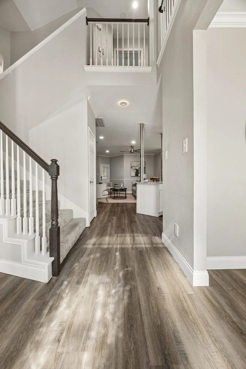 Single Family Residence For Rent in Denton County , 804 Summit Pointe, Lewisville, Texas 75077, 3 Bedroom, 3 Bathroom, 2 Garage spaces, 2,445 Sqft, built in 1994, mls#21377879, Real Estate Agent in Lewisville, Homes For Rent in Denton county, Homes For Rent in Lewisville, Realtor in Lewisville Texas, Real Estate Brokerage Independent Realty Texas, Luminita Cordes Realtor