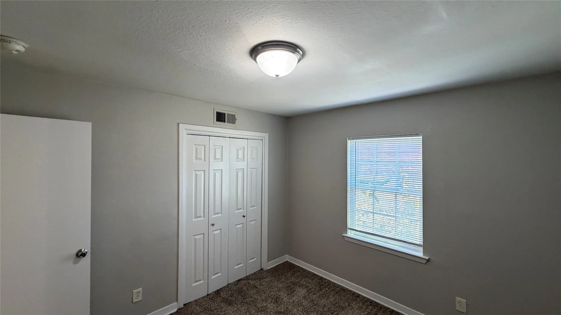 Single Family Residence For Rent in Dallas County , 7420 Arborcrest Drive, Dallas, Texas 75232, 3 Bedroom, 2 Bathroom, 1 Garage spaces, 1,218 Sqft, built in 1957, mls#21377882, Real Estate Agent in Dallas, Homes For Rent in Dallas county, Homes For Rent in Dallas, Realtor in Dallas Texas, Real Estate Brokerage Independent Realty Texas, Luminita Cordes Realtor