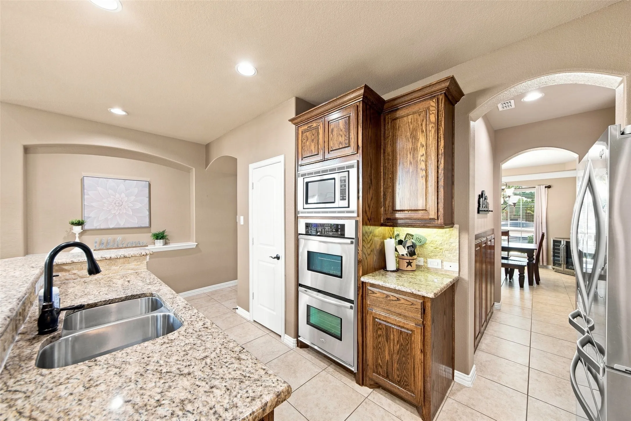 Single Family Residence For Sale in Collin County , 904 Cougar Drive, Allen, Texas 75013, 4 Bedroom, 4 Bathroom, 2 Garage spaces, 3,213 Sqft, built in 2010, mls#21351162, Real Estate Agent in Allen, Homes For Sale in Collin county, Homes For Sale in Allen, Realtor in Allen Texas, Real Estate Brokerage Independent Realty Texas, Luminita Cordes Realtor