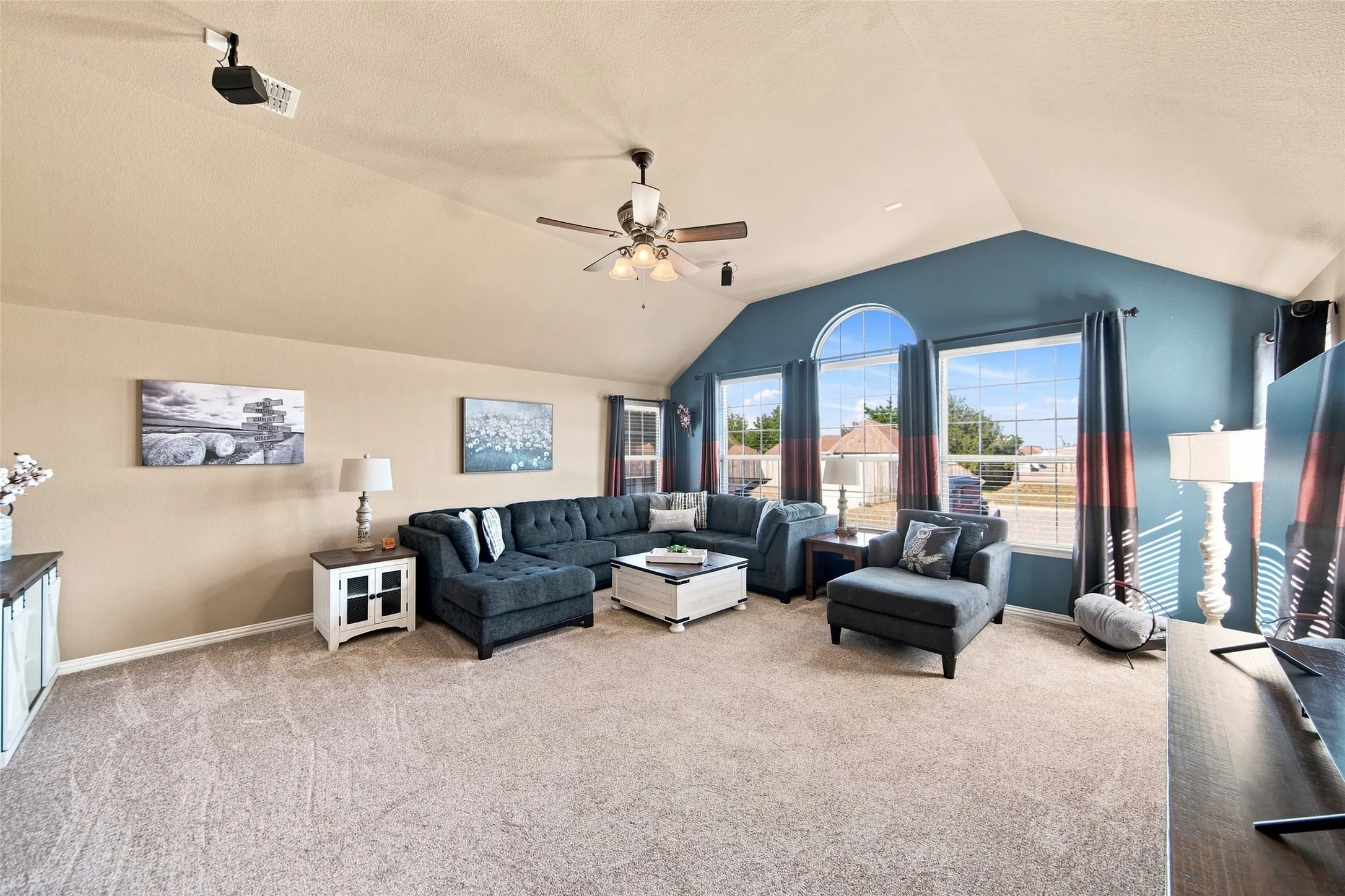 Single Family Residence For Sale in Collin County , 904 Cougar Drive, Allen, Texas 75013, 4 Bedroom, 4 Bathroom, 2 Garage spaces, 3,213 Sqft, built in 2010, mls#21351162, Real Estate Agent in Allen, Homes For Sale in Collin county, Homes For Sale in Allen, Realtor in Allen Texas, Real Estate Brokerage Independent Realty Texas, Luminita Cordes Realtor