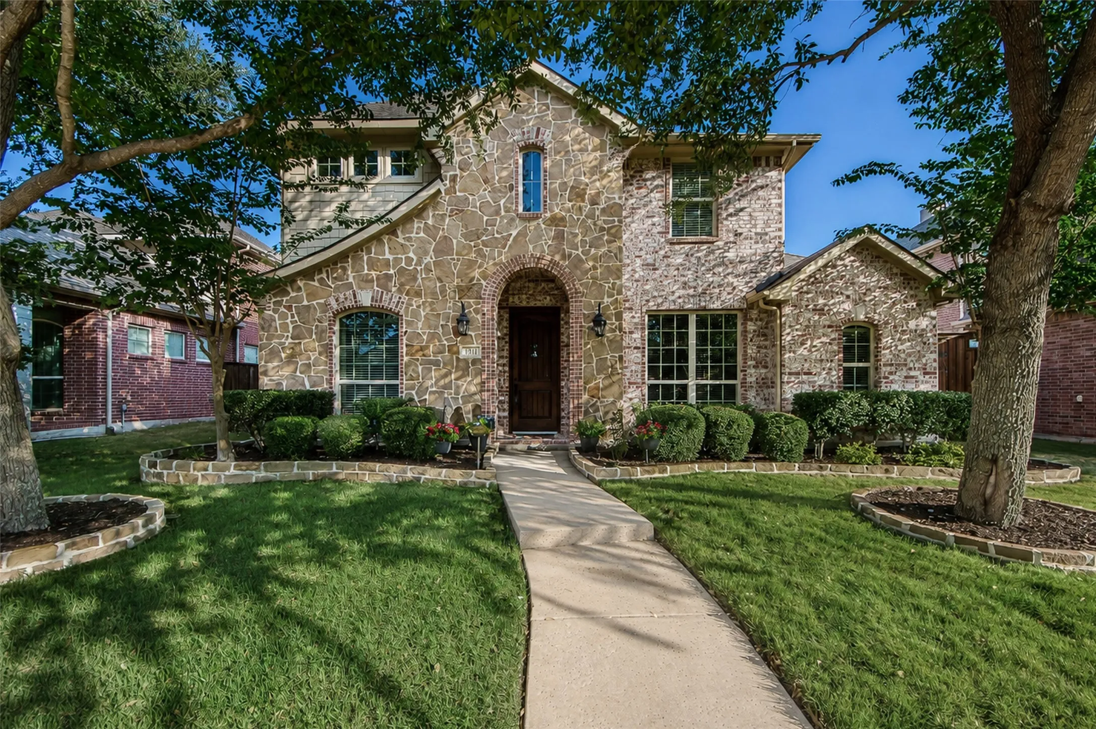 Single Family Residence For Sale in Collin County , 904 Cougar Drive, Allen, Texas 75013, 4 Bedroom, 4 Bathroom, 2 Garage spaces, 3,213 Sqft, built in 2010, mls#21351162, Real Estate Agent in Allen, Homes For Sale in Collin county, Homes For Sale in Allen, Realtor in Allen Texas, Real Estate Brokerage Independent Realty Texas, Luminita Cordes Realtor