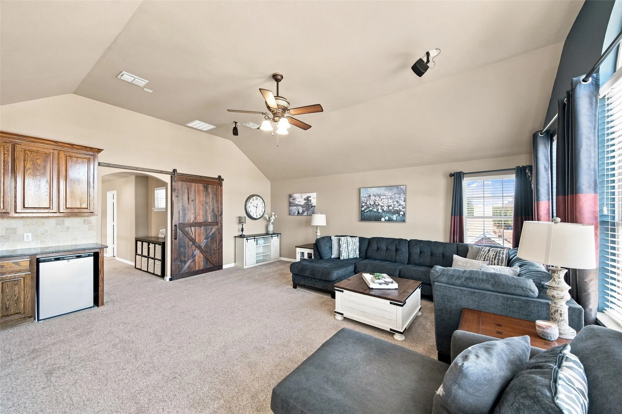 Single Family Residence For Sale in Collin County , 904 Cougar Drive, Allen, Texas 75013, 4 Bedroom, 4 Bathroom, 2 Garage spaces, 3,213 Sqft, built in 2010, mls#21351162, Real Estate Agent in Allen, Homes For Sale in Collin county, Homes For Sale in Allen, Realtor in Allen Texas, Real Estate Brokerage Independent Realty Texas, Luminita Cordes Realtor