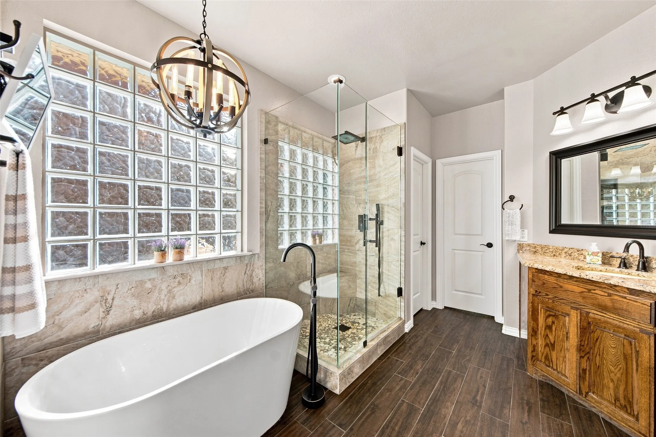 Single Family Residence For Sale in Collin County , 904 Cougar Drive, Allen, Texas 75013, 4 Bedroom, 4 Bathroom, 2 Garage spaces, 3,213 Sqft, built in 2010, mls#21351162, Real Estate Agent in Allen, Homes For Sale in Collin county, Homes For Sale in Allen, Realtor in Allen Texas, Real Estate Brokerage Independent Realty Texas, Luminita Cordes Realtor
