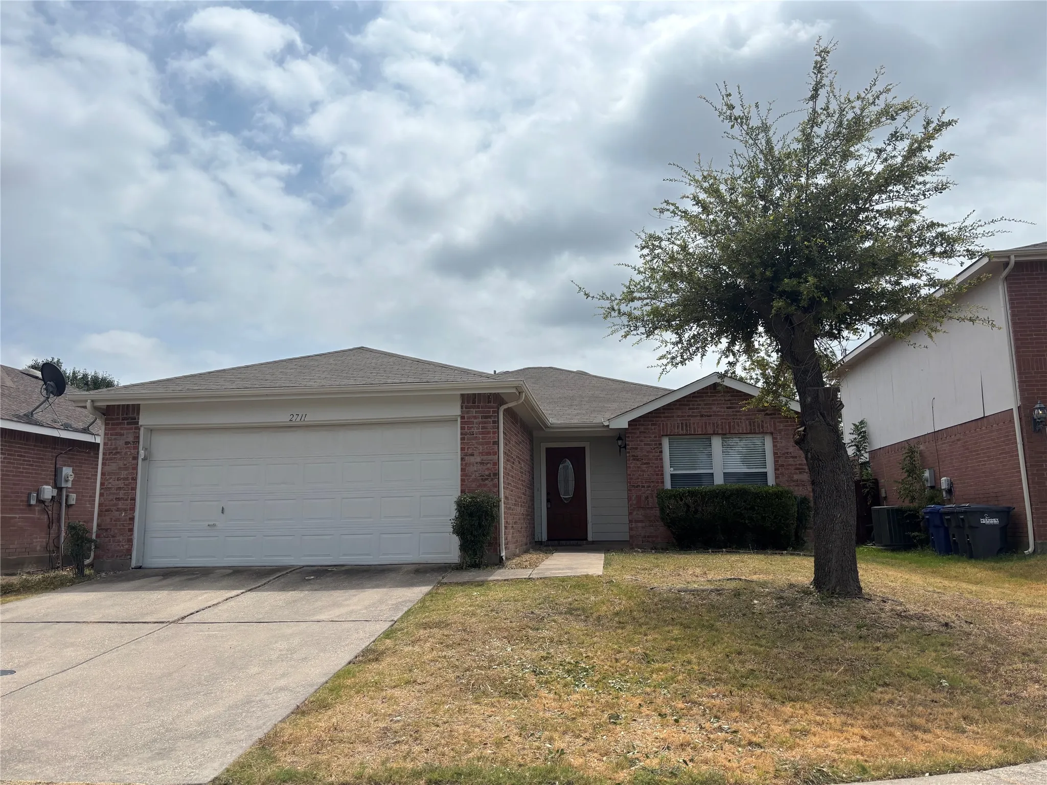 Single Family Residence For Rent in Collin County , 2711 Prairie Creek Drive, Mc Kinney, Texas 75071, 3 Bedroom, 2 Bathroom, 2 Garage spaces, 1,249 Sqft, built in 1999, mls#21377887, Real Estate Agent in Mc Kinney, Homes For Rent in Collin county, Homes For Rent in Mc Kinney, Realtor in Mc Kinney Texas, Real Estate Brokerage Independent Realty Texas, Luminita Cordes Realtor