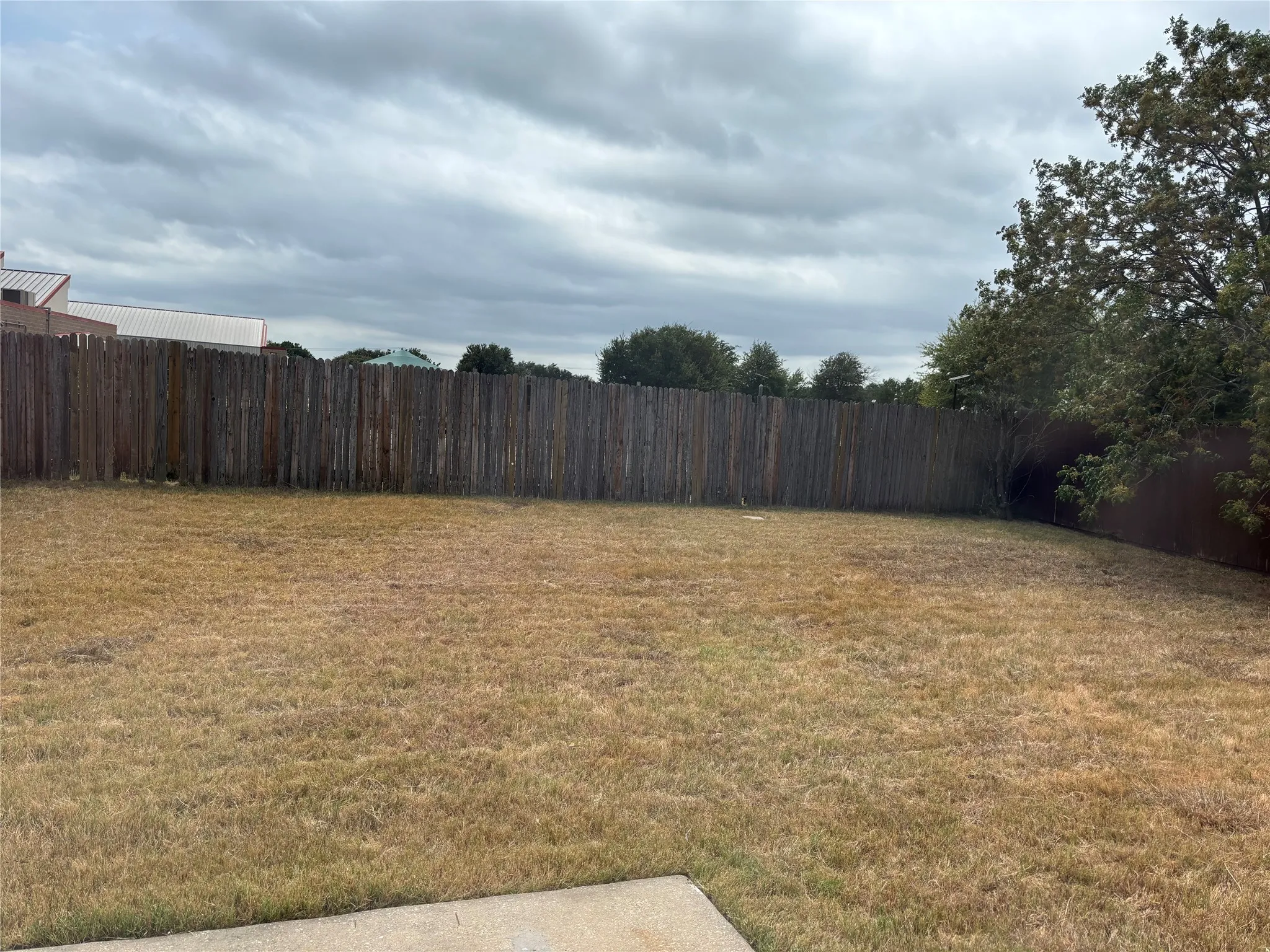 Single Family Residence For Rent in Collin County , 2711 Prairie Creek Drive, Mc Kinney, Texas 75071, 3 Bedroom, 2 Bathroom, 2 Garage spaces, 1,249 Sqft, built in 1999, mls#21377887, Real Estate Agent in Mc Kinney, Homes For Rent in Collin county, Homes For Rent in Mc Kinney, Realtor in Mc Kinney Texas, Real Estate Brokerage Independent Realty Texas, Luminita Cordes Realtor