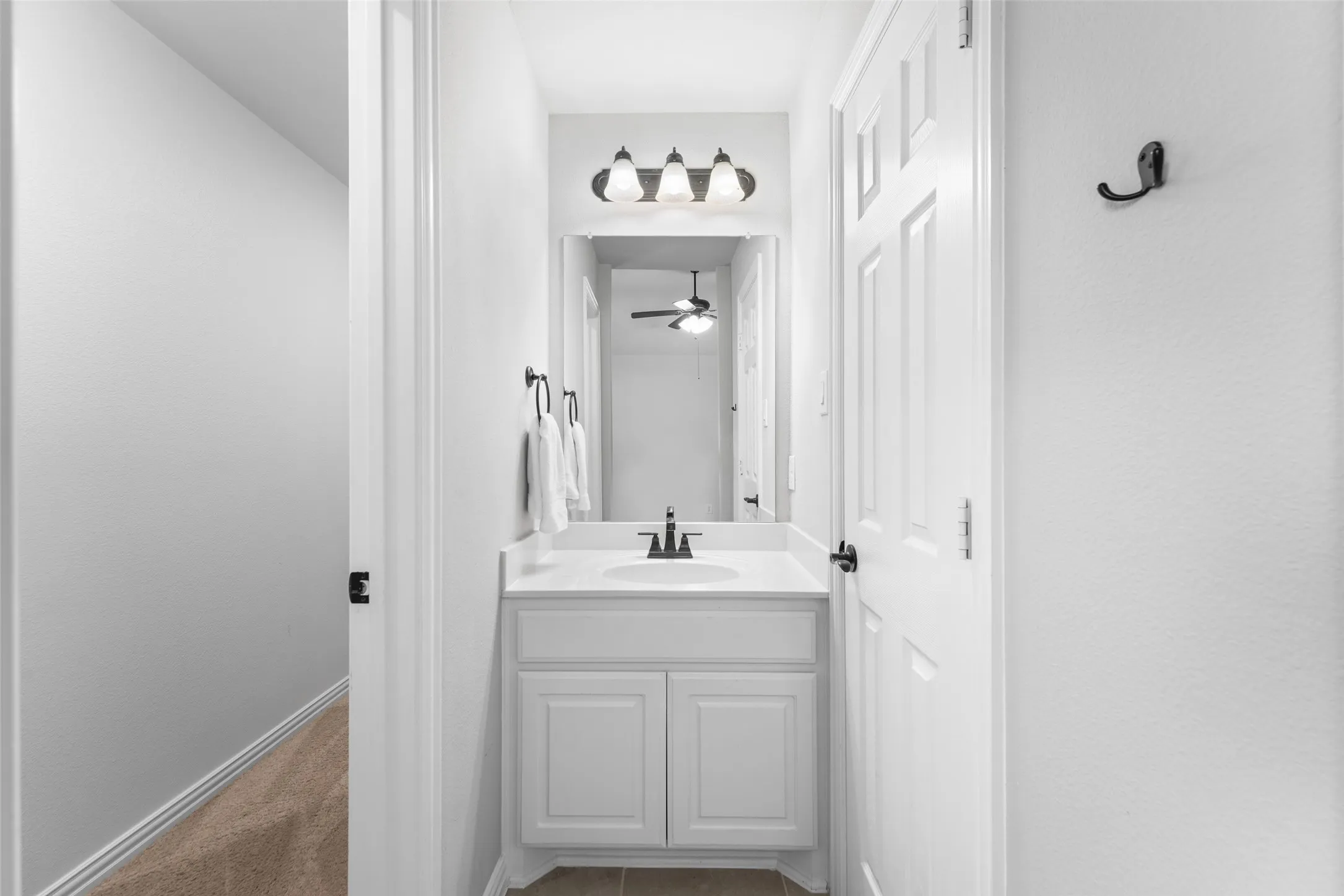 Single Family Residence For Rent in Collin County , 701 Featherstone Lane, Prosper, Texas 75078, 6 Bedroom, 4 Bathroom, 4 Garage spaces, 4,950 Sqft, built in 2020, mls#21366283, Real Estate Agent in Prosper, Homes For Rent in Collin county, Homes For Rent in Prosper, Realtor in Prosper Texas, Real Estate Brokerage Independent Realty Texas, Luminita Cordes Realtor