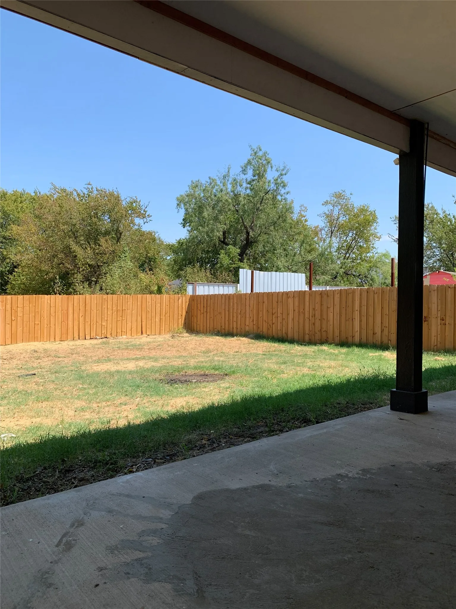 Single Family Residence For Sale in Dallas County , 3541 Toronto Street, Dallas, Texas 75212, 4 Bedroom, 2 Bathroom, 1 Garage spaces, 1,312 Sqft, built in 2016, mls#21377650, Real Estate Agent in Dallas, Homes For Sale in Dallas county, Homes For Sale in Dallas, Realtor in Dallas Texas, Real Estate Brokerage Independent Realty Texas, Luminita Cordes Realtor
