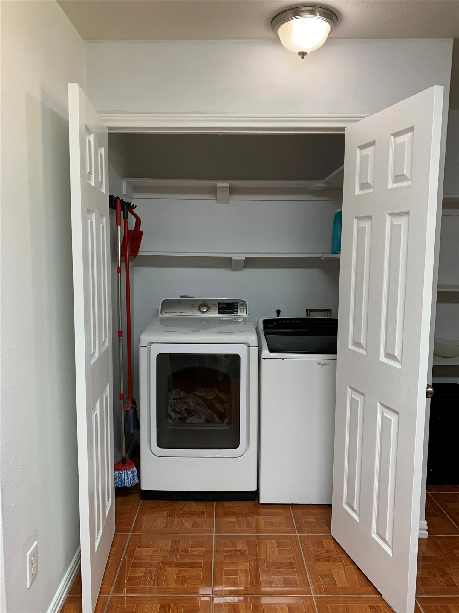 Single Family Residence For Sale in Dallas County , 3541 Toronto Street, Dallas, Texas 75212, 4 Bedroom, 2 Bathroom, 1 Garage spaces, 1,312 Sqft, built in 2016, mls#21377650, Real Estate Agent in Dallas, Homes For Sale in Dallas county, Homes For Sale in Dallas, Realtor in Dallas Texas, Real Estate Brokerage Independent Realty Texas, Luminita Cordes Realtor