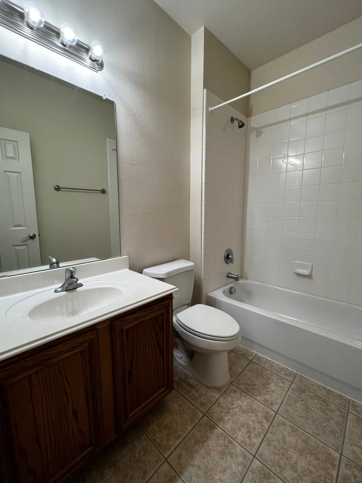 Upstairs Hall Bathroom