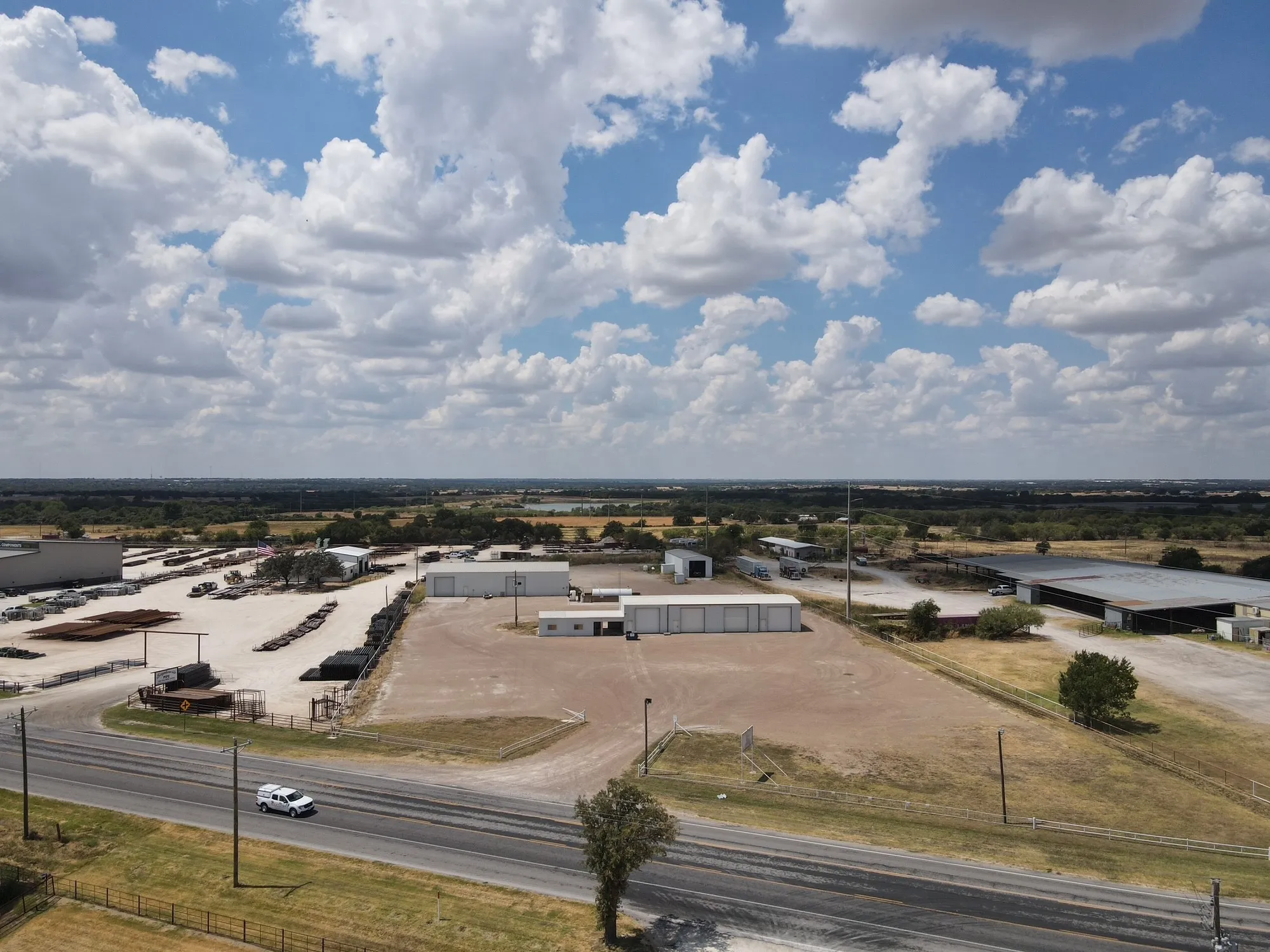 Industrial For Rent in Erath County , 3533 N US 281, Stephenville, Texas 76401, 0, 0, Garage spaces, 11,550 Sqft, built in 1993, mls#21376445, Real Estate Agent in Stephenville, Homes For Rent in Erath county, Homes For Rent in Stephenville, Realtor in Stephenville Texas, Real Estate Brokerage Independent Realty Texas, Luminita Cordes Realtor