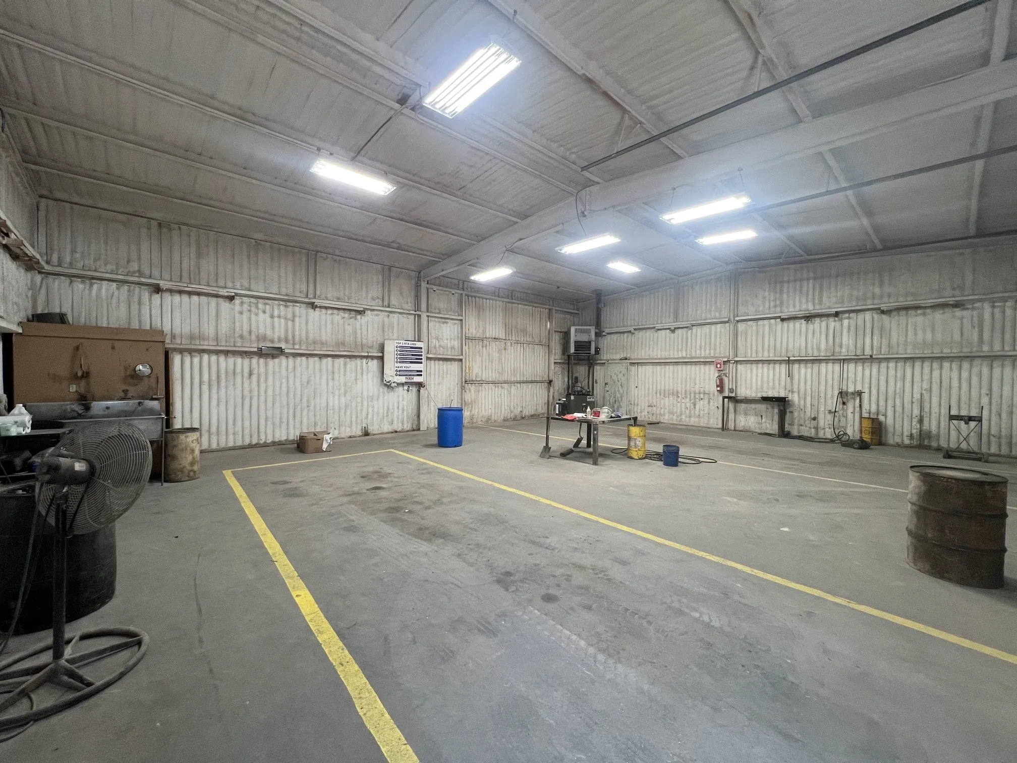 Industrial For Rent in Erath County , 3533 N US 281, Stephenville, Texas 76401, 0, 0, Garage spaces, 11,550 Sqft, built in 1993, mls#21376445, Real Estate Agent in Stephenville, Homes For Rent in Erath county, Homes For Rent in Stephenville, Realtor in Stephenville Texas, Real Estate Brokerage Independent Realty Texas, Luminita Cordes Realtor