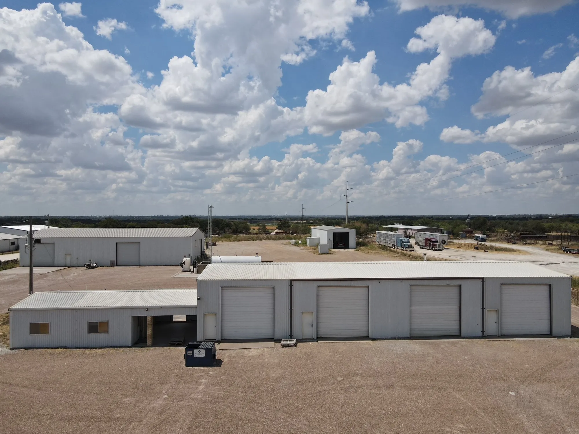 Industrial For Rent in Erath County , 3533 N US 281, Stephenville, Texas 76401, 0, 0, Garage spaces, 11,550 Sqft, built in 1993, mls#21376445, Real Estate Agent in Stephenville, Homes For Rent in Erath county, Homes For Rent in Stephenville, Realtor in Stephenville Texas, Real Estate Brokerage Independent Realty Texas, Luminita Cordes Realtor