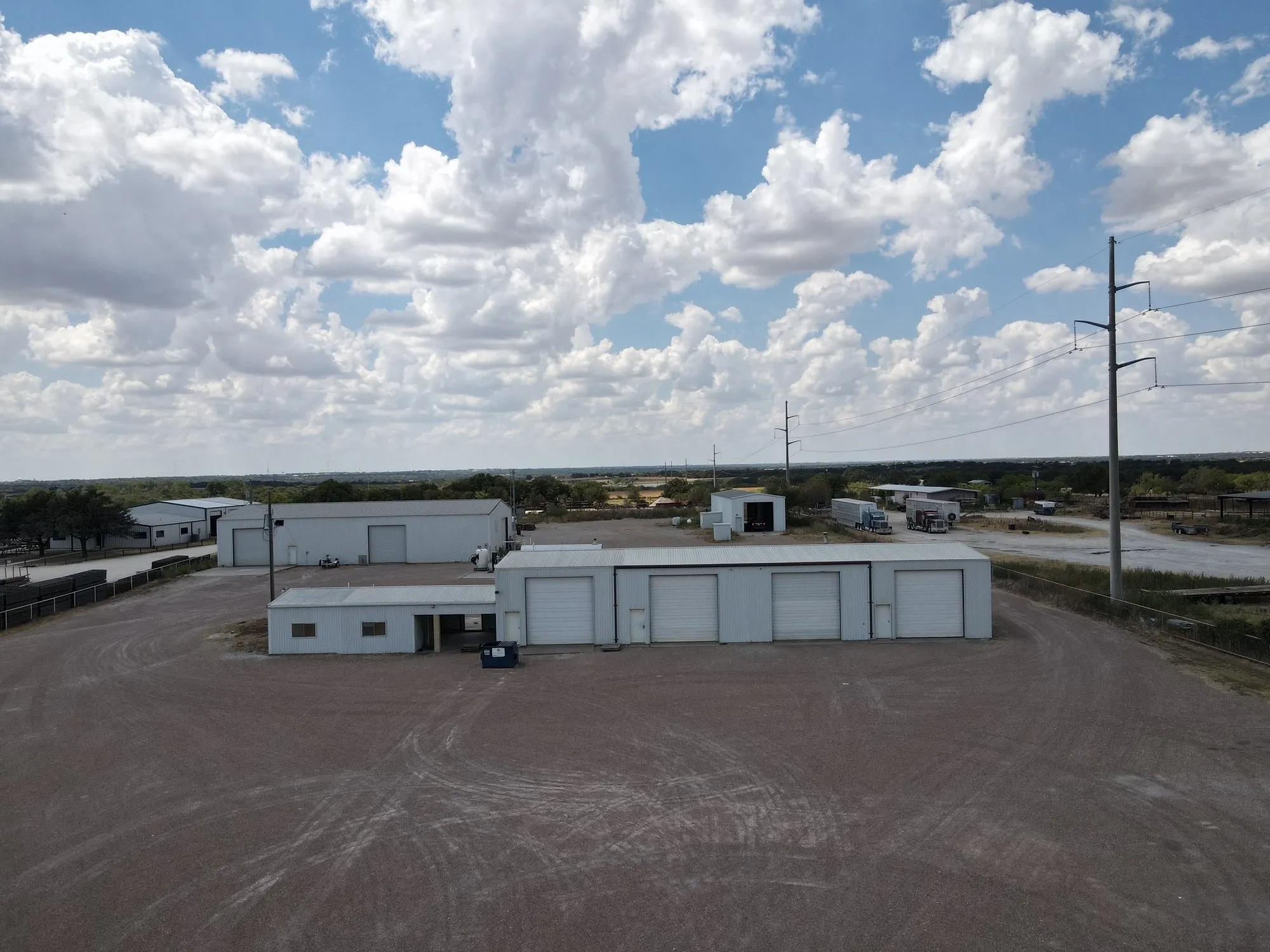 Industrial For Rent in Erath County , 3533 N US 281, Stephenville, Texas 76401, 0, 0, Garage spaces, 11,550 Sqft, built in 1993, mls#21376445, Real Estate Agent in Stephenville, Homes For Rent in Erath county, Homes For Rent in Stephenville, Realtor in Stephenville Texas, Real Estate Brokerage Independent Realty Texas, Luminita Cordes Realtor