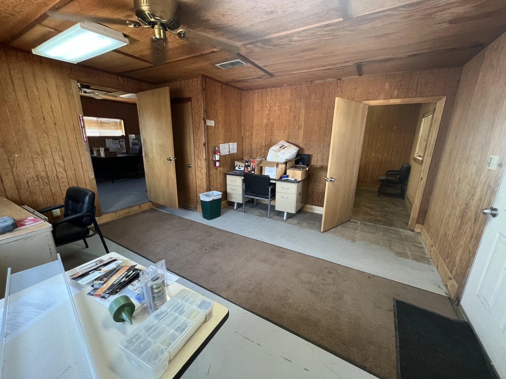 Industrial For Rent in Erath County , 3533 N US 281, Stephenville, Texas 76401, 0, 0, Garage spaces, 11,550 Sqft, built in 1993, mls#21376445, Real Estate Agent in Stephenville, Homes For Rent in Erath county, Homes For Rent in Stephenville, Realtor in Stephenville Texas, Real Estate Brokerage Independent Realty Texas, Luminita Cordes Realtor