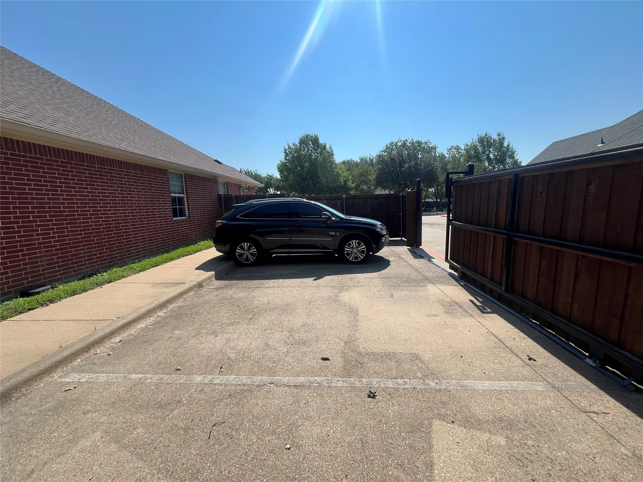 Office For Sale in Tarrant County , 2550 Legacy Point Drive, Arlington, Texas 76006, 0, 0, Garage spaces, 0 Sqft, built in 2004, mls#21377473, Real Estate Agent in Arlington, Homes For Sale in Tarrant county, Homes For Sale in Arlington, Realtor in Arlington Texas, Real Estate Brokerage Independent Realty Texas, Luminita Cordes Realtor