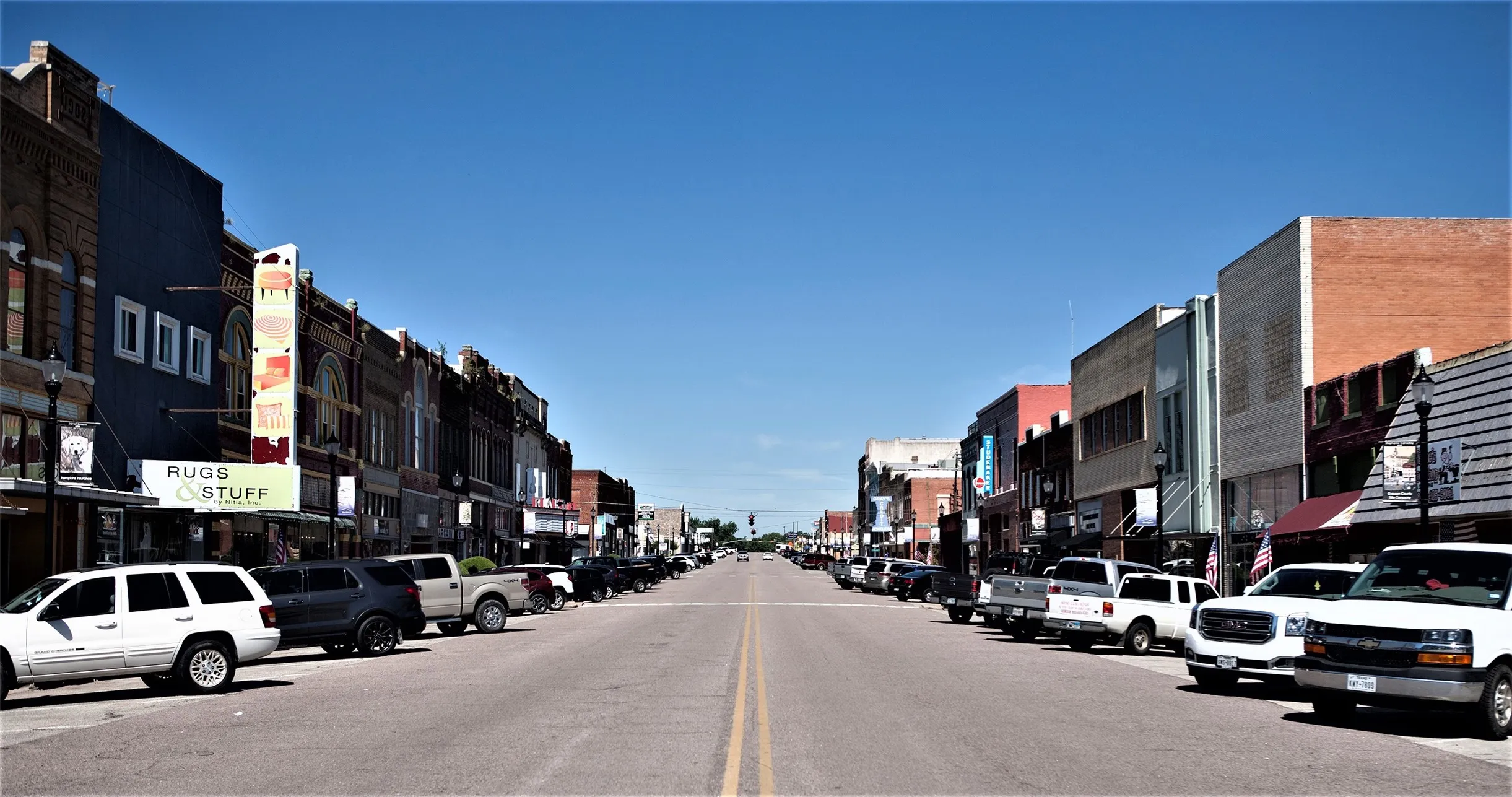 Office For Rent in Grayson County , 611 Main Street, Denison, Texas 75020, 0, 0, Garage spaces, 0 Sqft, built in 1920, mls#21377587, Real Estate Agent in Denison, Homes For Rent in Grayson county, Homes For Rent in Denison, Realtor in Denison Texas, Real Estate Brokerage Independent Realty Texas, Luminita Cordes Realtor