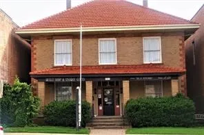 Office For Rent in Grayson County , 611 Main Street, Denison, Texas 75020, 0, 0, Garage spaces, 0 Sqft, built in 1920, mls#21377587, Real Estate Agent in Denison, Homes For Rent in Grayson county, Homes For Rent in Denison, Realtor in Denison Texas, Real Estate Brokerage Independent Realty Texas, Luminita Cordes Realtor
