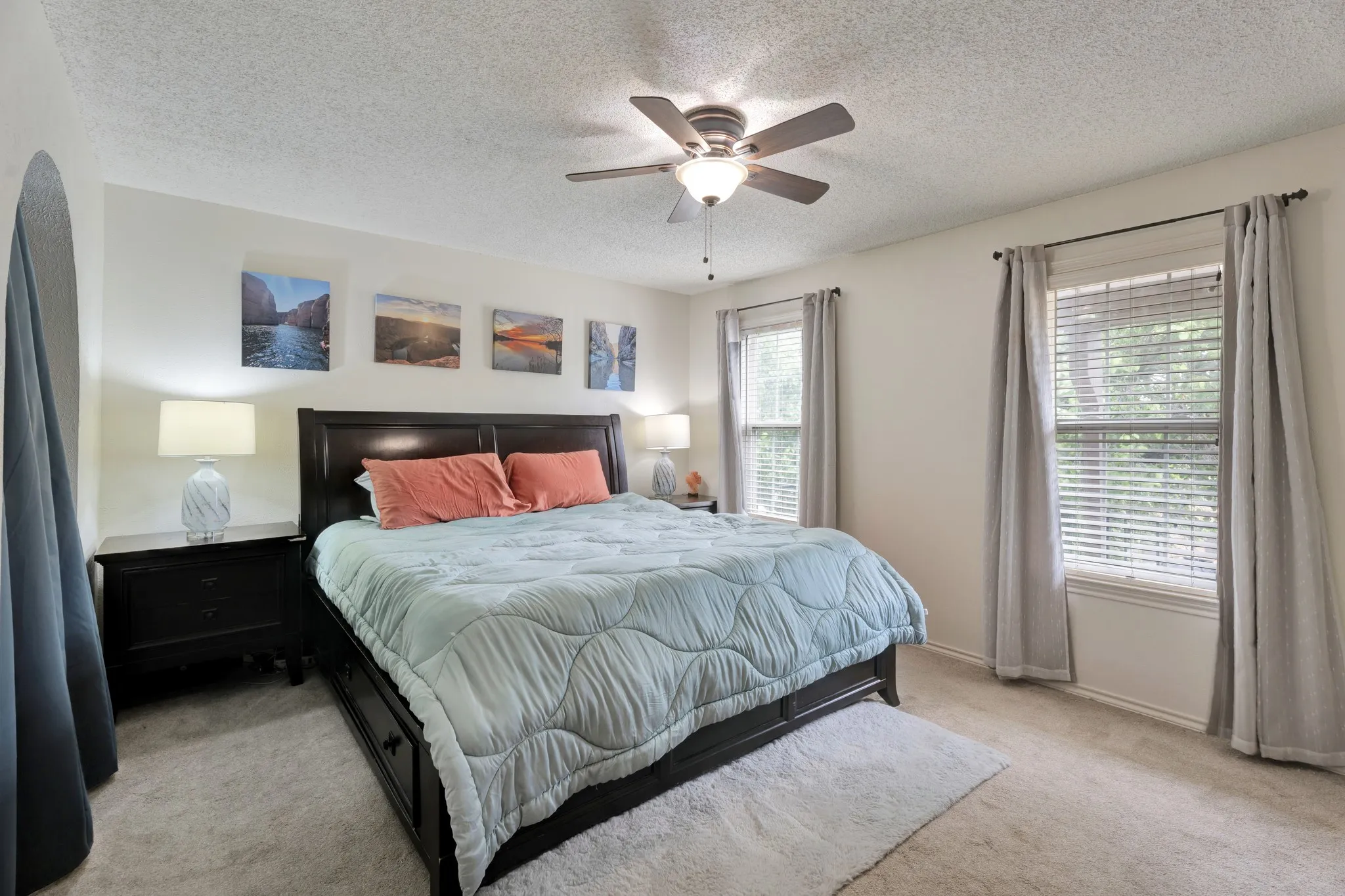 Townhouse For Rent in Hood County , 4507 Overlook Court, Granbury, Texas 76049, 2 Bedroom, 3 Bathroom, 2 Garage spaces, 1,530 Sqft, built in 1975, mls#21376221, Real Estate Agent in Granbury, Homes For Rent in Hood county, Homes For Rent in Granbury, Realtor in Granbury Texas, Real Estate Brokerage Independent Realty Texas, Luminita Cordes Realtor