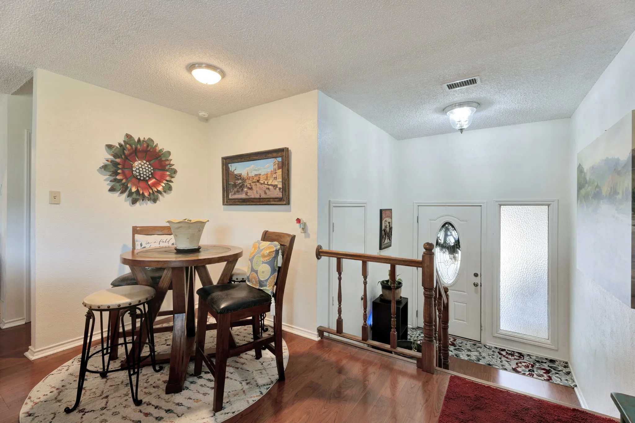 Townhouse For Rent in Hood County , 4507 Overlook Court, Granbury, Texas 76049, 2 Bedroom, 3 Bathroom, 2 Garage spaces, 1,530 Sqft, built in 1975, mls#21376221, Real Estate Agent in Granbury, Homes For Rent in Hood county, Homes For Rent in Granbury, Realtor in Granbury Texas, Real Estate Brokerage Independent Realty Texas, Luminita Cordes Realtor