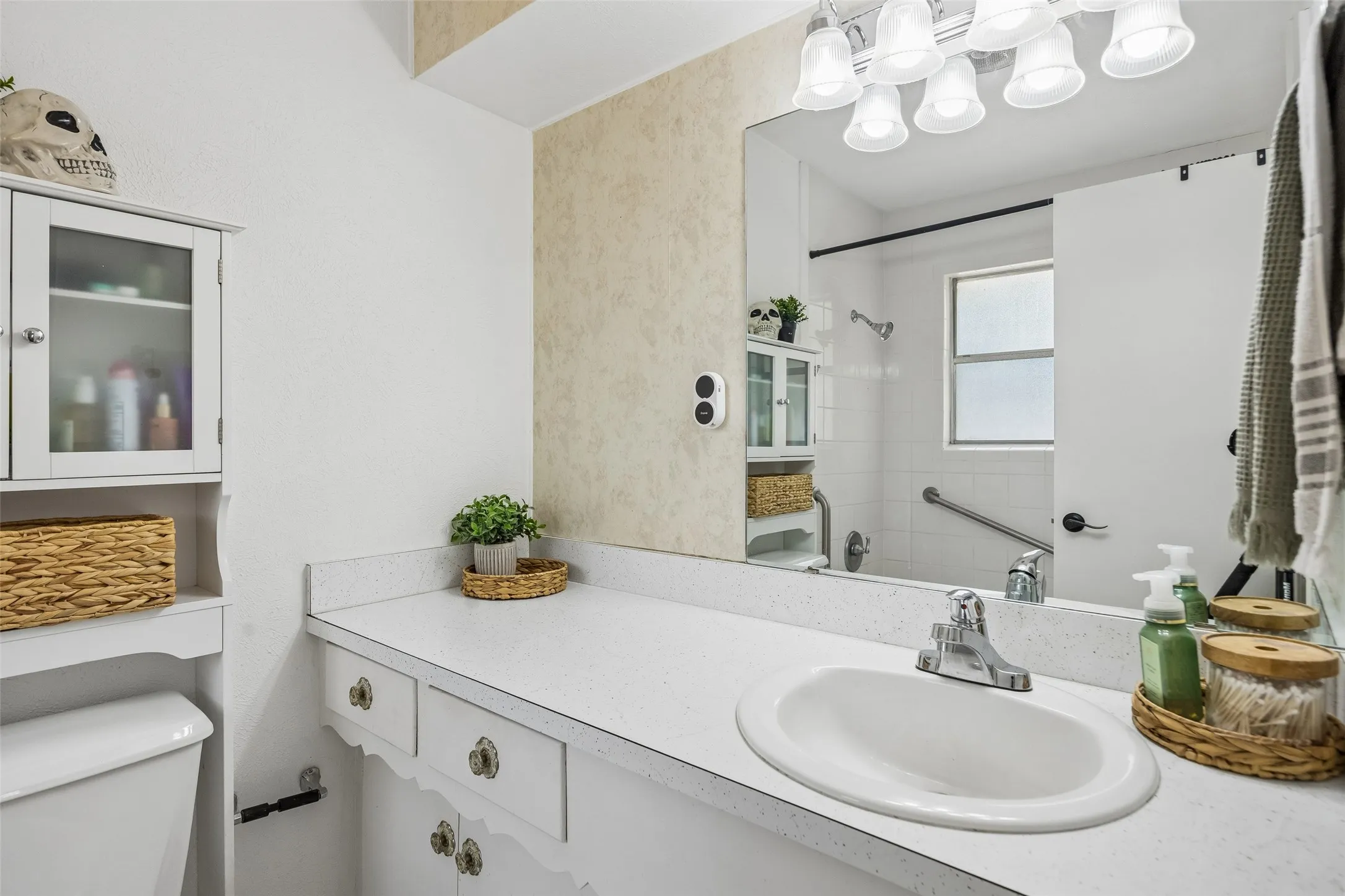 Single Family Residence For Sale in Dallas County , 213 Harrington Circle, Duncanville, Texas 75116, 4 Bedroom, 3 Bathroom, 2 Garage spaces, 2,132 Sqft, built in 1963, mls#21373538, Real Estate Agent in Duncanville, Homes For Sale in Dallas county, Homes For Sale in Duncanville, Realtor in Duncanville Texas, Real Estate Brokerage Independent Realty Texas, Luminita Cordes Realtor
