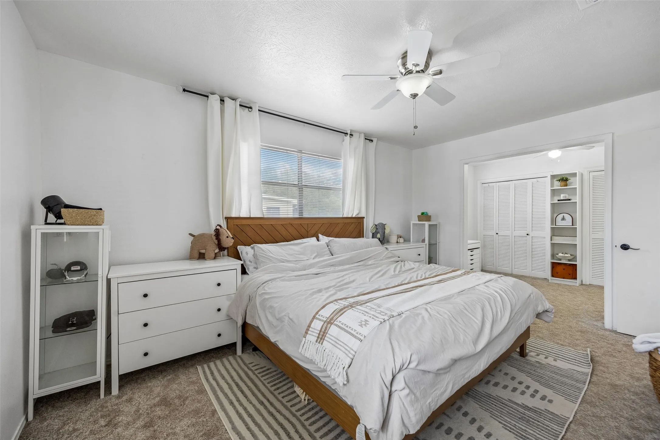 Single Family Residence For Sale in Dallas County , 213 Harrington Circle, Duncanville, Texas 75116, 4 Bedroom, 3 Bathroom, 2 Garage spaces, 2,132 Sqft, built in 1963, mls#21373538, Real Estate Agent in Duncanville, Homes For Sale in Dallas county, Homes For Sale in Duncanville, Realtor in Duncanville Texas, Real Estate Brokerage Independent Realty Texas, Luminita Cordes Realtor