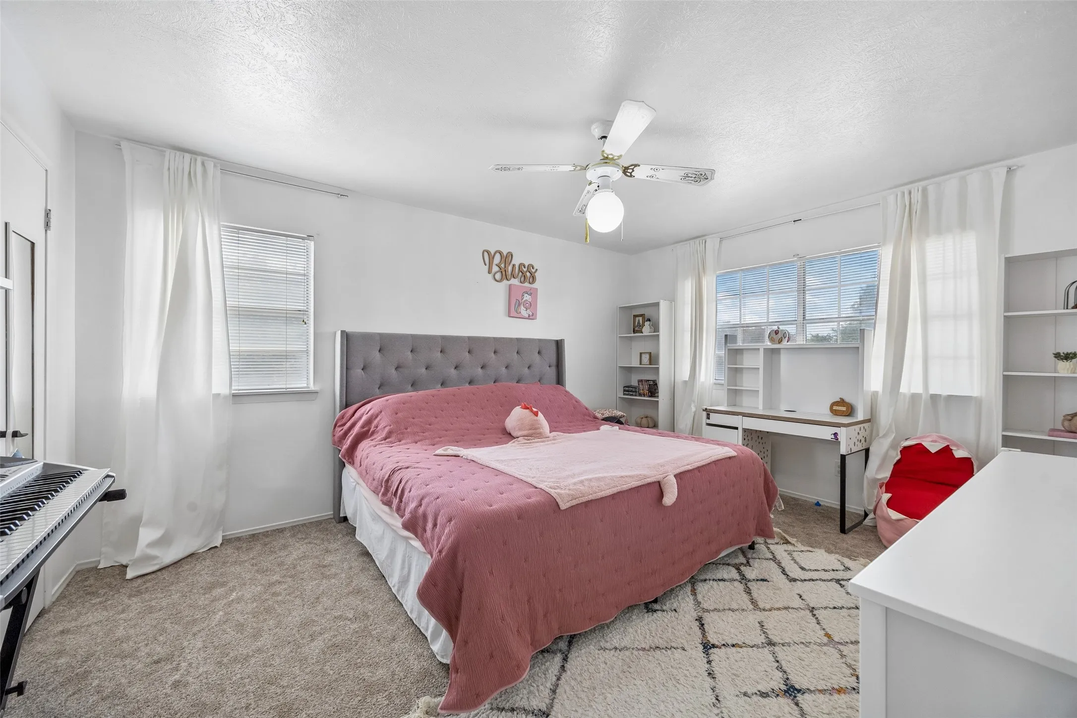 Single Family Residence For Sale in Dallas County , 213 Harrington Circle, Duncanville, Texas 75116, 4 Bedroom, 3 Bathroom, 2 Garage spaces, 2,132 Sqft, built in 1963, mls#21373538, Real Estate Agent in Duncanville, Homes For Sale in Dallas county, Homes For Sale in Duncanville, Realtor in Duncanville Texas, Real Estate Brokerage Independent Realty Texas, Luminita Cordes Realtor