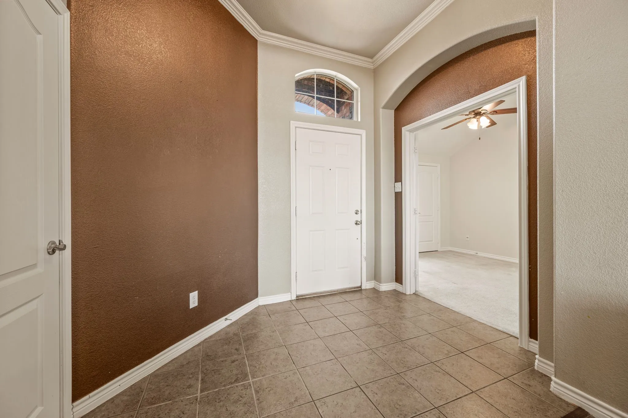 Single Family Residence For Sale in Tarrant County , 6701 Terrace Glen Drive, Arlington, Texas 76002, 4 Bedroom, 2 Bathroom, 2 Garage spaces, 2,022 Sqft, built in 2003, mls#21377058, Real Estate Agent in Arlington, Homes For Sale in Tarrant county, Homes For Sale in Arlington, Realtor in Arlington Texas, Real Estate Brokerage Independent Realty Texas, Luminita Cordes Realtor