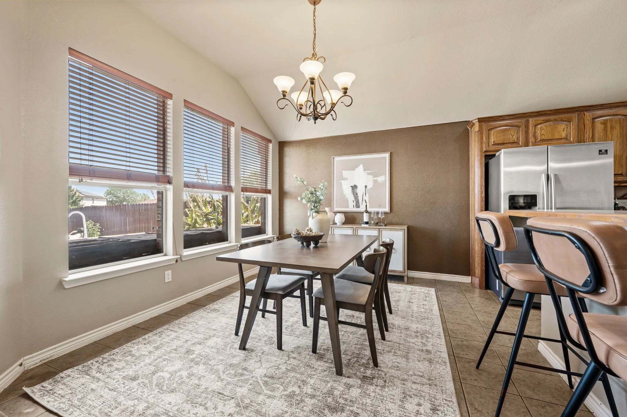 Single Family Residence For Sale in Tarrant County , 6701 Terrace Glen Drive, Arlington, Texas 76002, 4 Bedroom, 2 Bathroom, 2 Garage spaces, 2,022 Sqft, built in 2003, mls#21377058, Real Estate Agent in Arlington, Homes For Sale in Tarrant county, Homes For Sale in Arlington, Realtor in Arlington Texas, Real Estate Brokerage Independent Realty Texas, Luminita Cordes Realtor